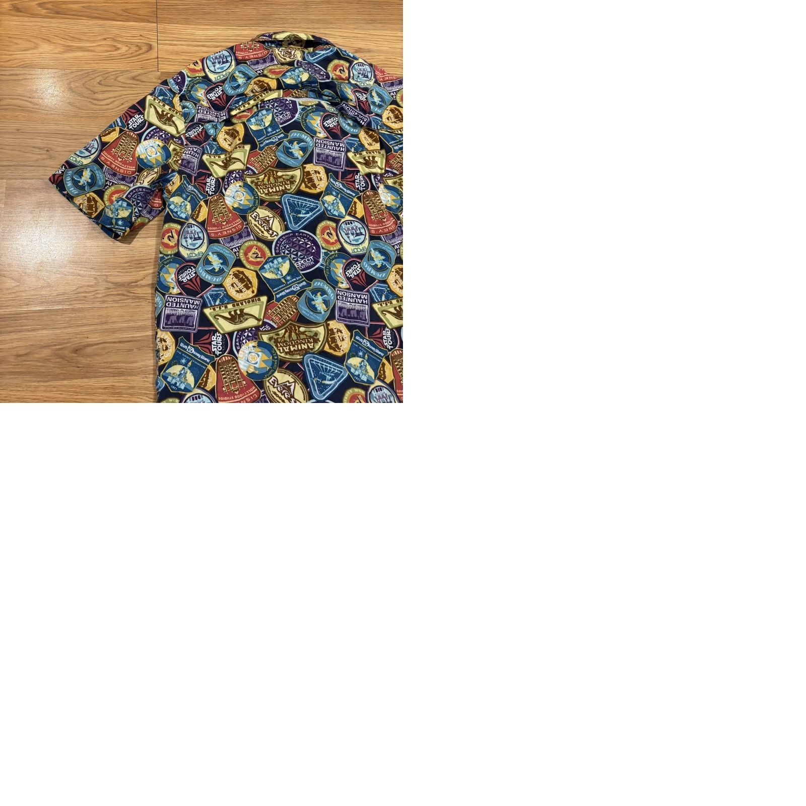 Disney Disney Parks Passport Button Down Shirt Theme Park Attractions Size Small Size US S / EU 44-46 / 1 - 9 Thumbnail