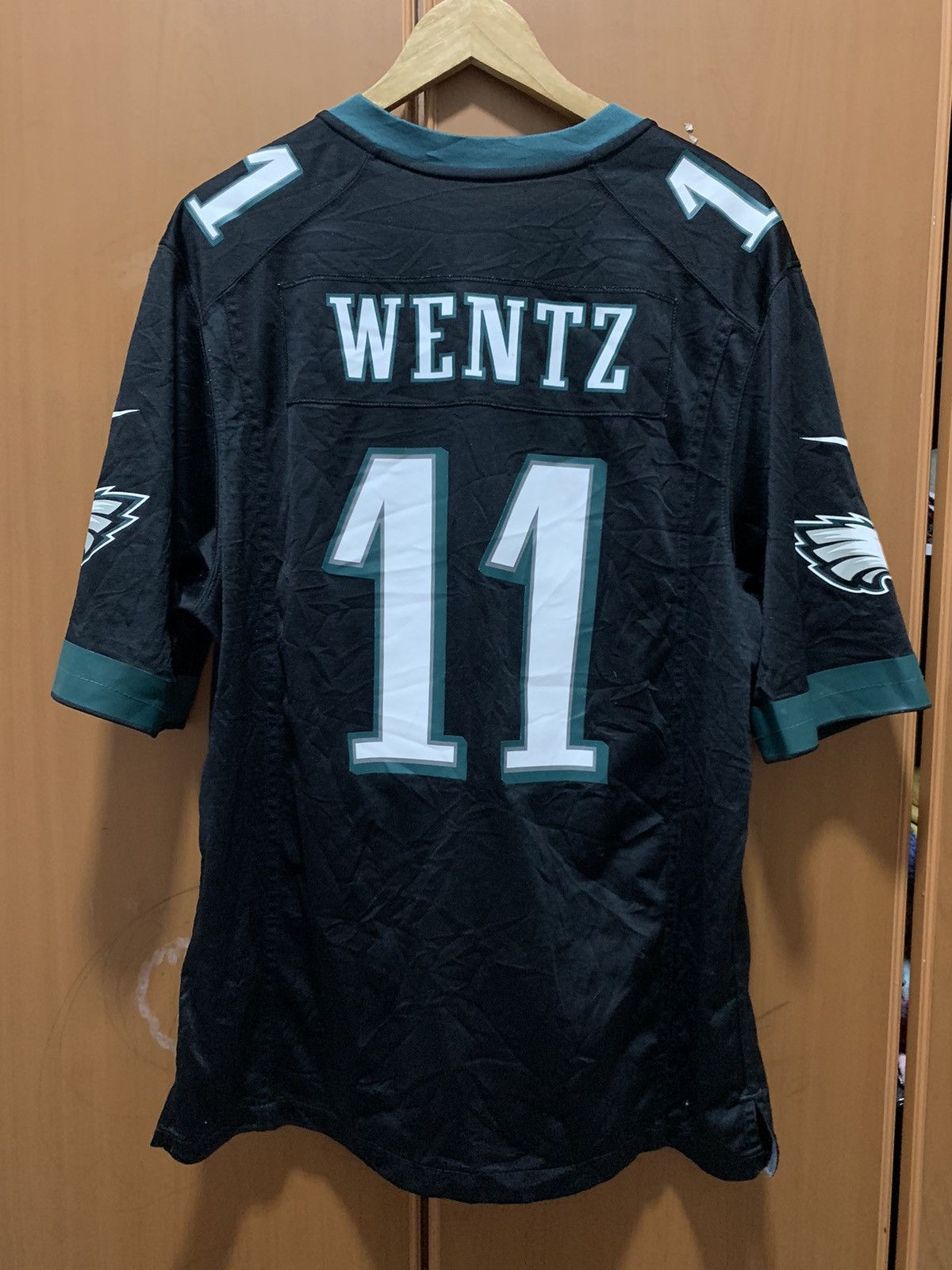 NFL Nike Carson Wentz Philadelphia Eagles Jersey Size US L / EU 52-54 / 3 - 9 Thumbnail