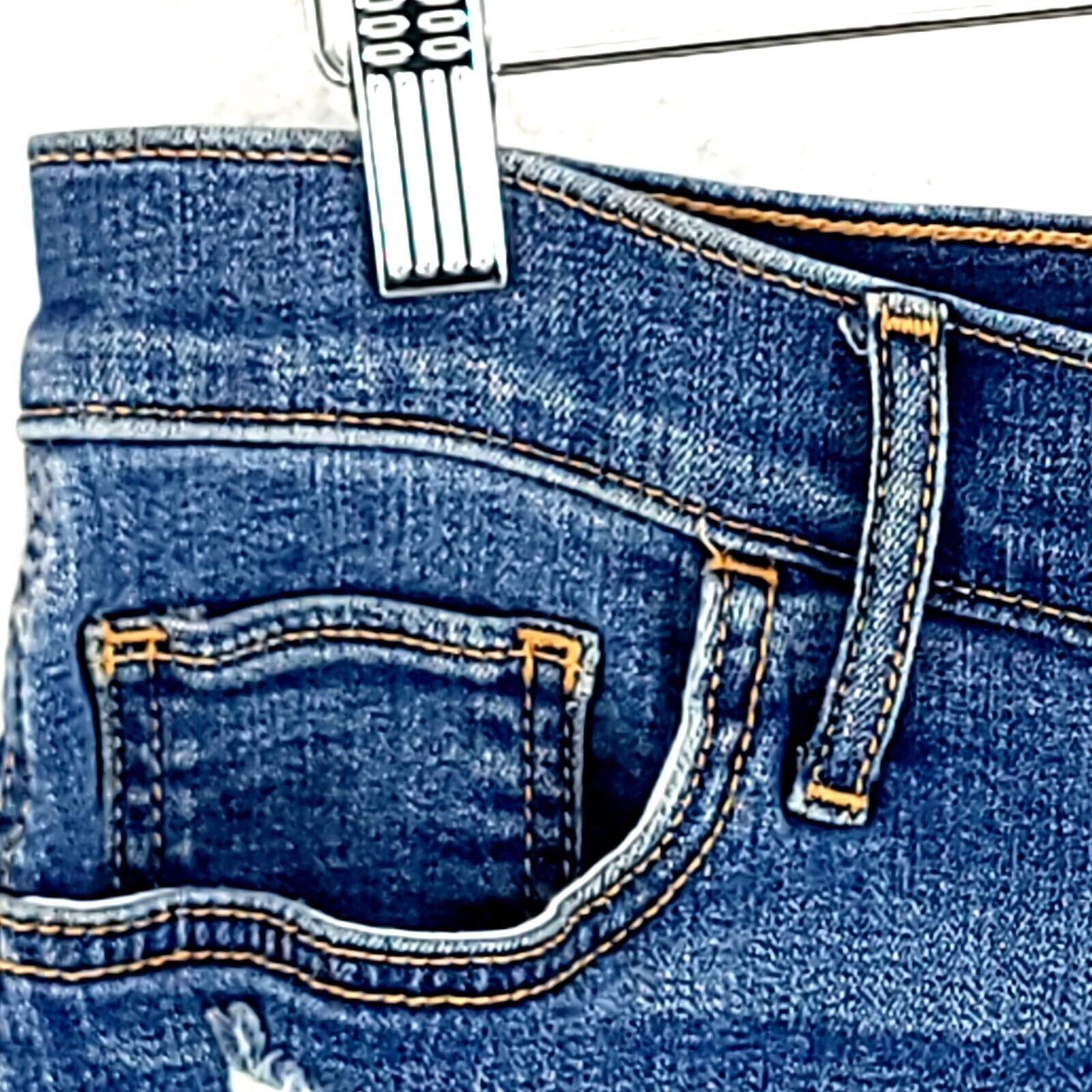 Hollister Hollister High Rise Short Advanced Stretch Denim Distressed Size 30" / US 8 / IT 44 - 4 Thumbnail
