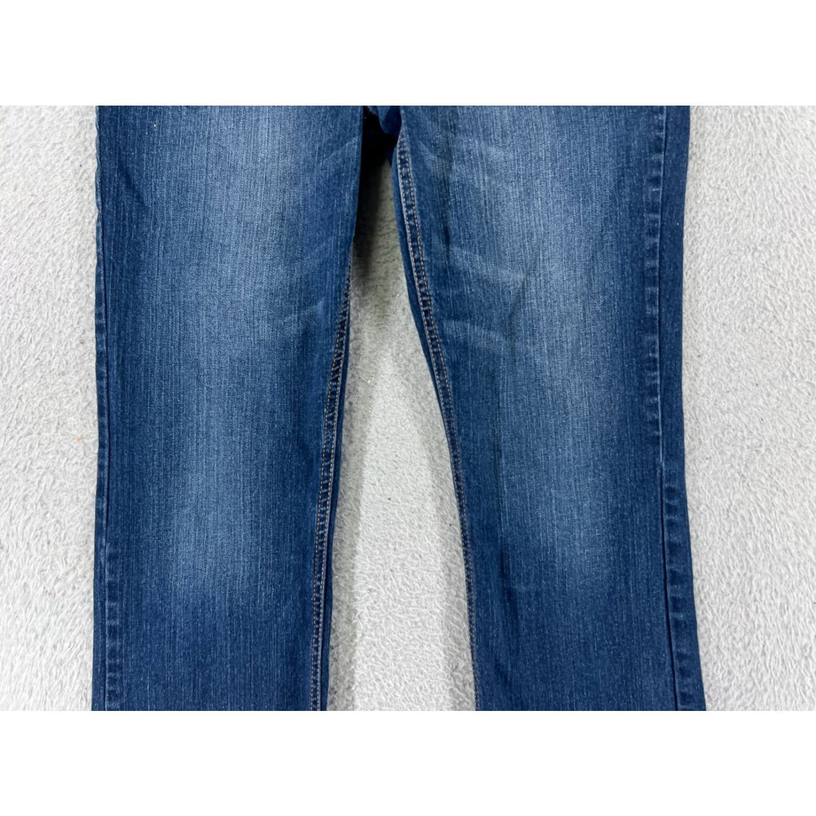 Vintage Aéropostale Jeans Womens 9 Long Blue Denim Hailey Flare Low Rise 30x32 Slim Stretch Distressed 5-Pocket Design Size 30" / US 8 / IT 44 - 6 Thumbnail