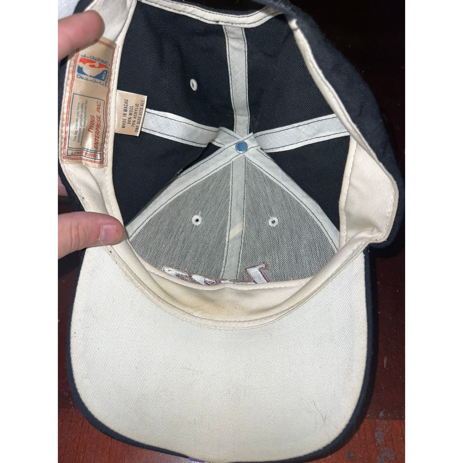 Vintage Vintage Utah Jazz Hat Twins Enterprise 30% Wool NBA VTG Size ONE SIZE - 8 Thumbnail