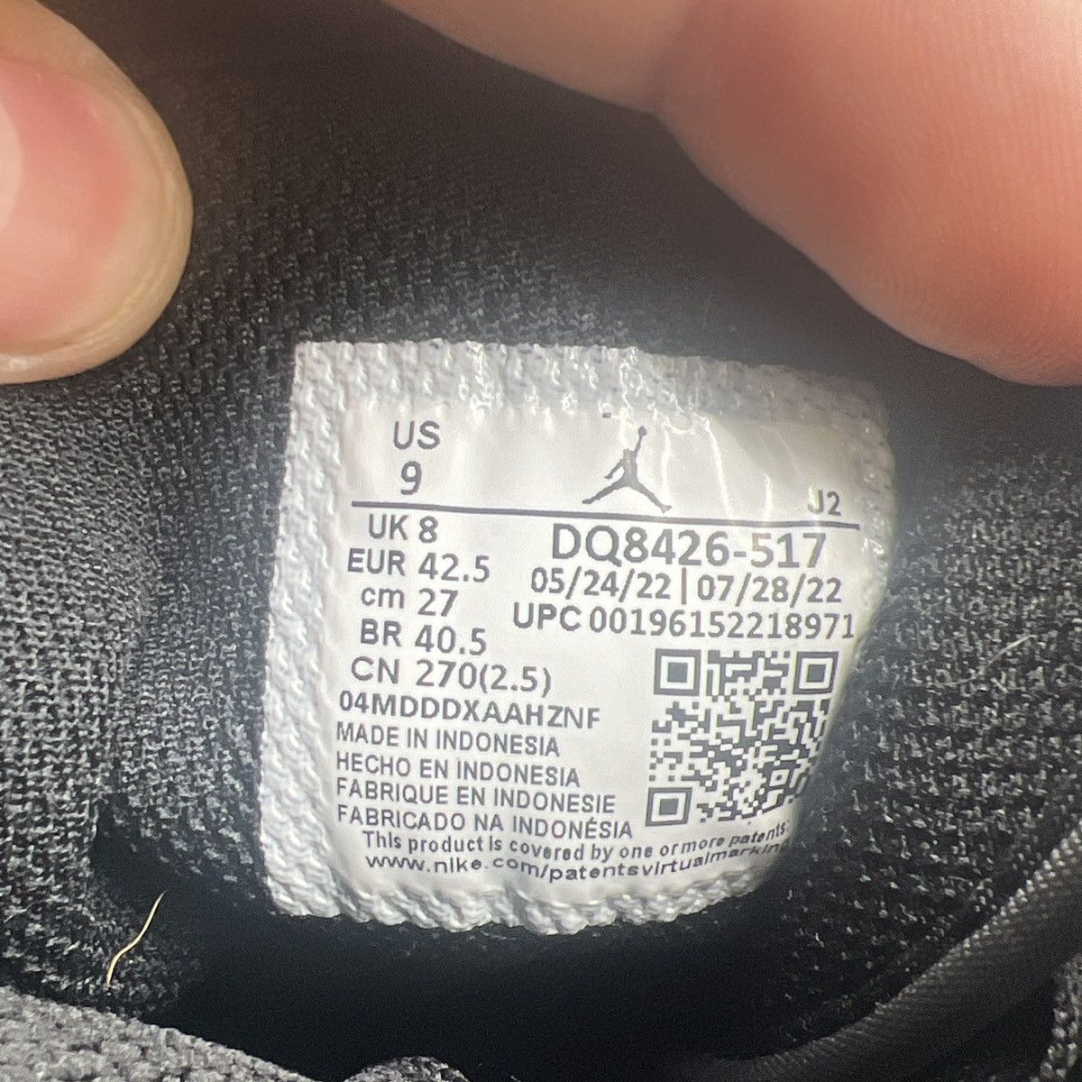 Nike Air Jordan 1 mid lakers Size US 9 / EU 42 - 9 Thumbnail