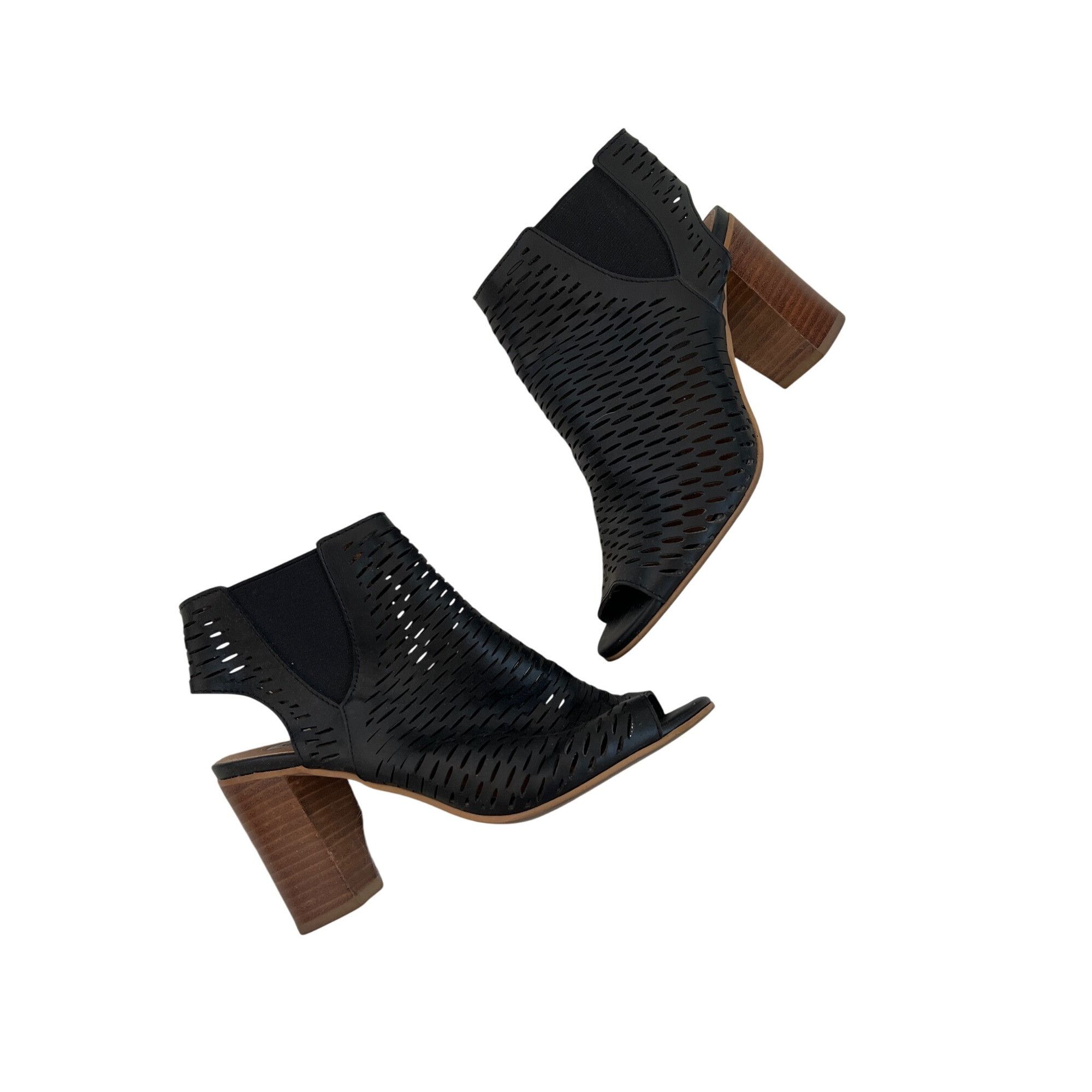 Steve Madden Steve Madden Black Perforated Peep-Toe Booties Size US 7.5 / IT 37.5 - 1 Thumbnail