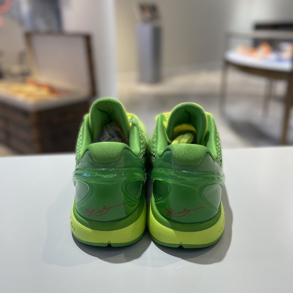 Nike Nike Kobe 6 Protro Grinch (2020) Size US 10.5 / EU 43-44 - 7 Thumbnail