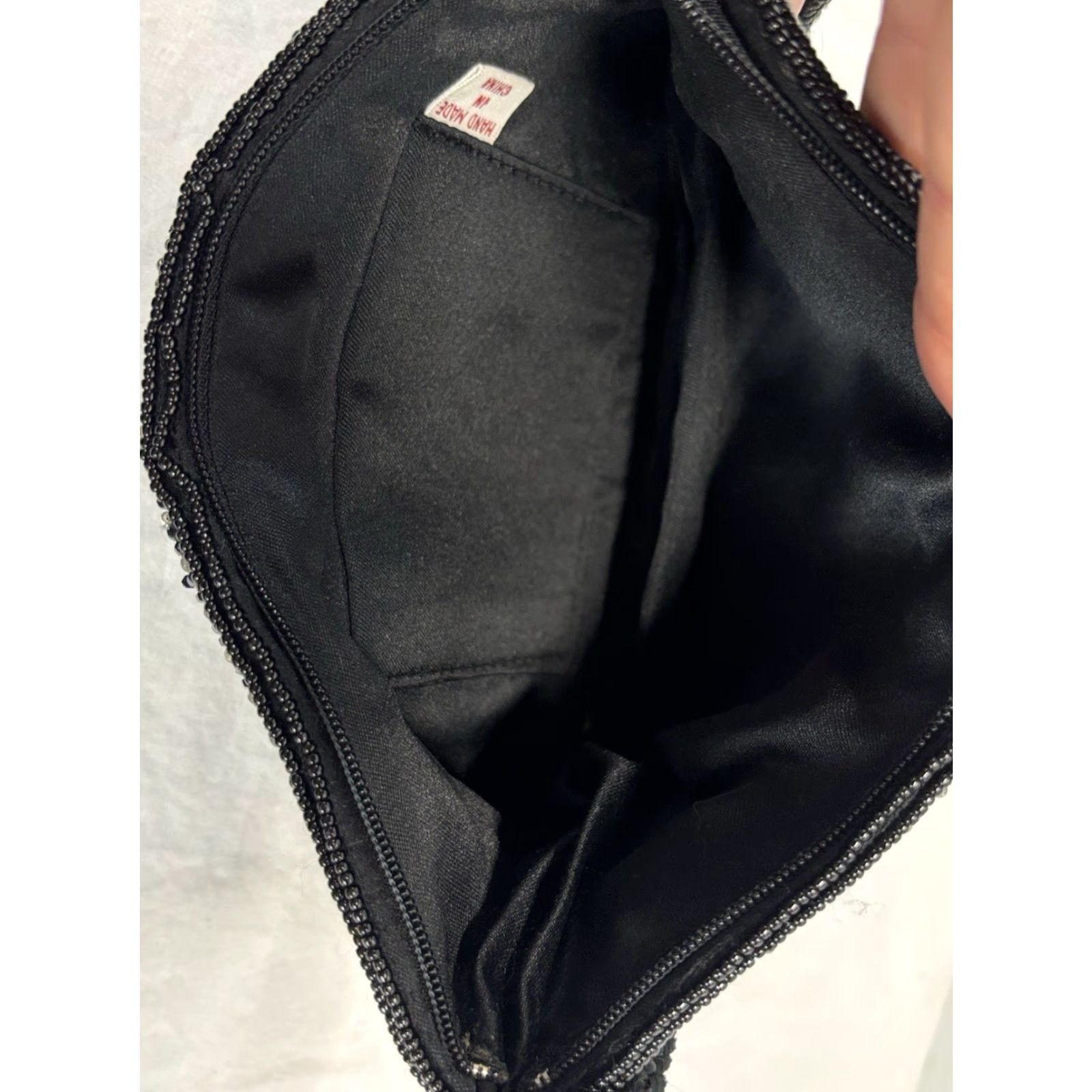 CLOSED VINTAGE Handmade Beaded Shoulder Purse Bag Women Formal Black Eveningwear Zip Close Size ONE SIZE - 5 Thumbnail