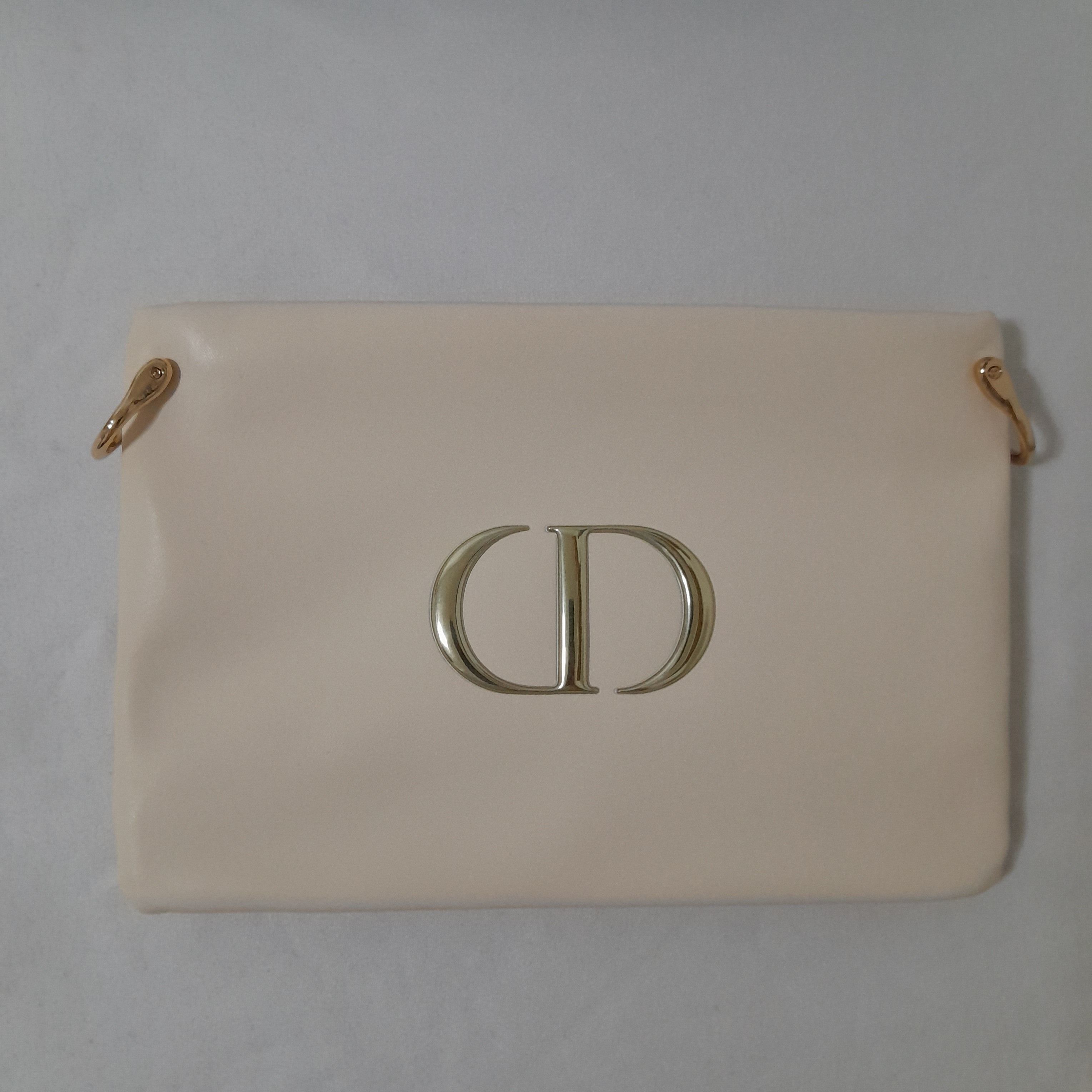 Dior Dior Soft Leather Make-Up Bag in Beige Size ONE SIZE - 1 Thumbnail