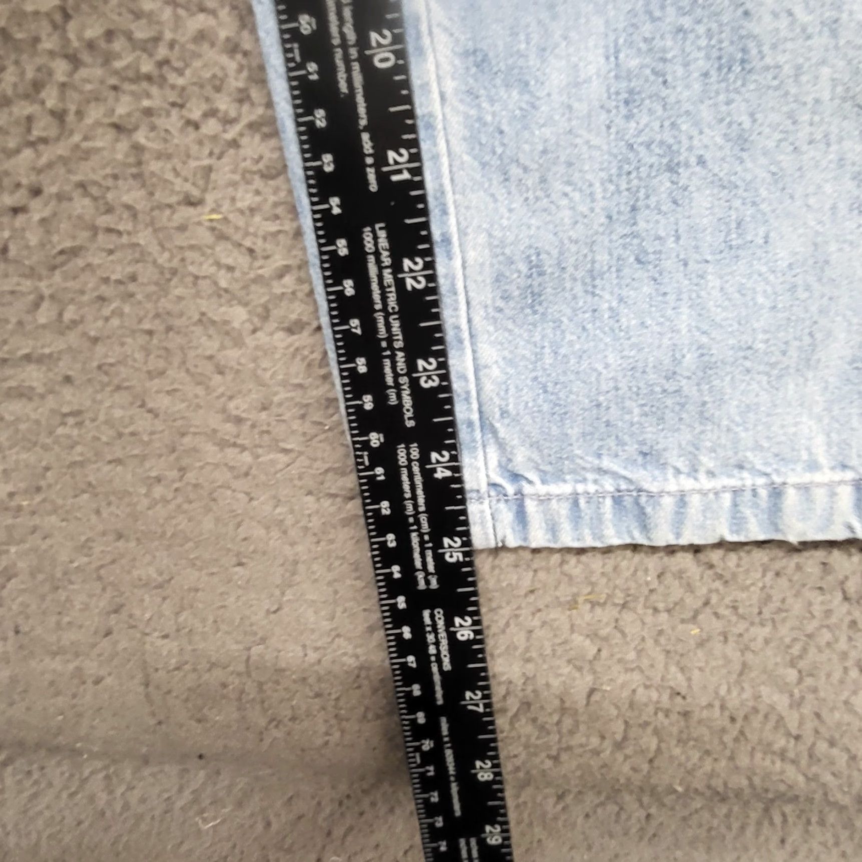 Liz Claiborne Liz Claiborne Lizwear Jeans Women's 8 Blue Denim 100% Cotton Front Pockets Relaxed Wide-Leg Jeans Women Size 30" / US 8 / IT 44 - 7 Thumbnail