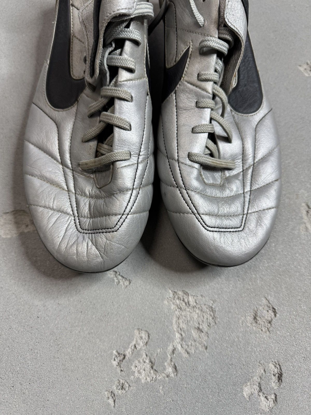 Nike 2005 Nike Air Zoom Tiempo Legend Football Boots Size US 15 / EU 48 - 4 Thumbnail