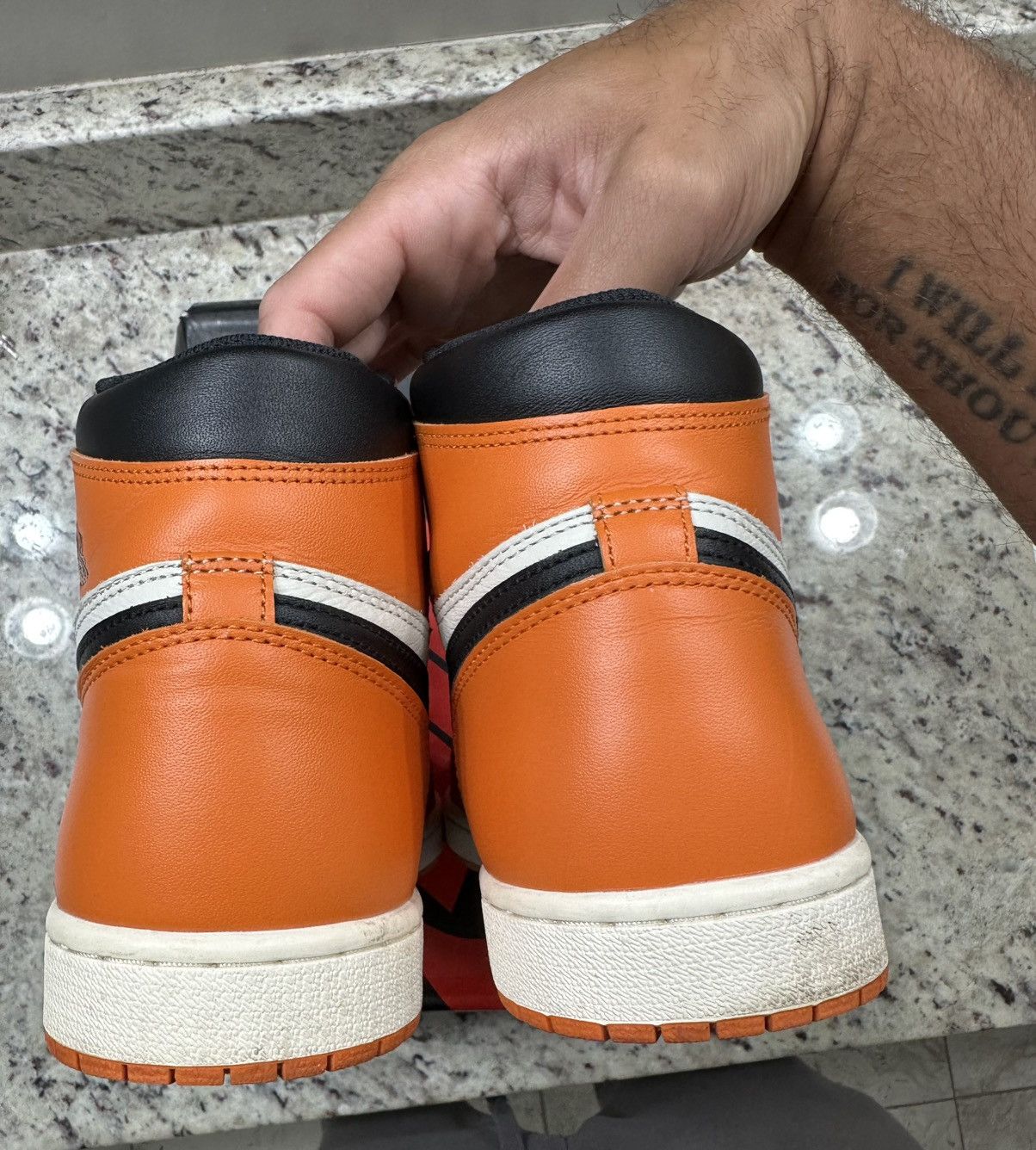 Jordan Brand Air Jordan 1 Retro High OG Reverse Shattered Backboard Size US 11 / EU 44 - 15 Thumbnail