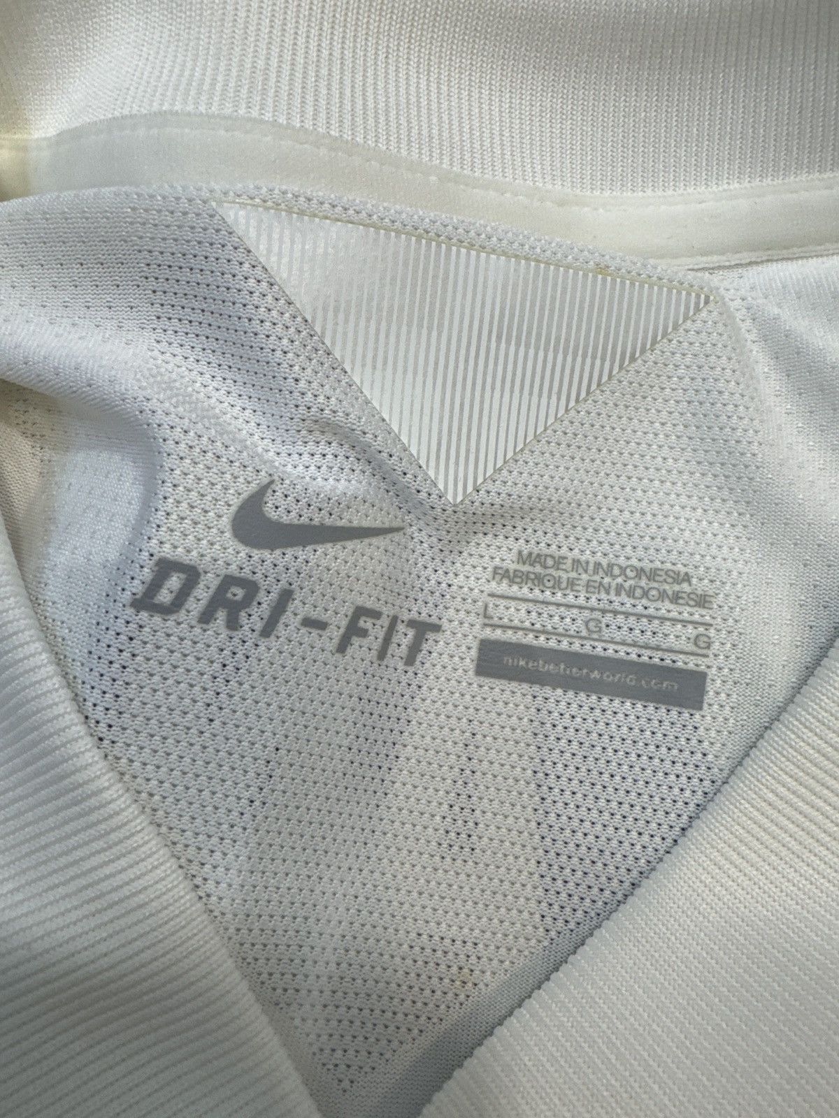 Nike England 14/15 player issue home shirt #18 Kane Size US L / EU 52-54 / 3 - 8 Thumbnail