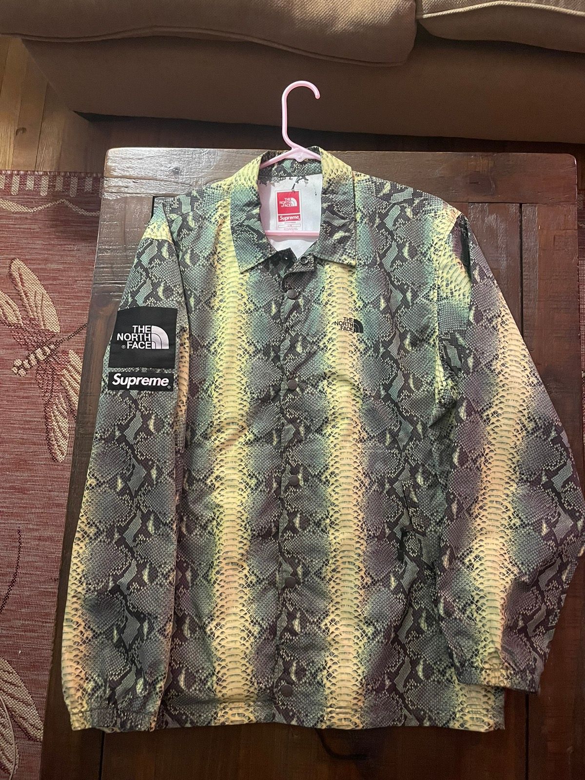 Pre-owned Supreme X The North Face Preme X Tnf Taped-seam Snakeskin Light Jacket In Green