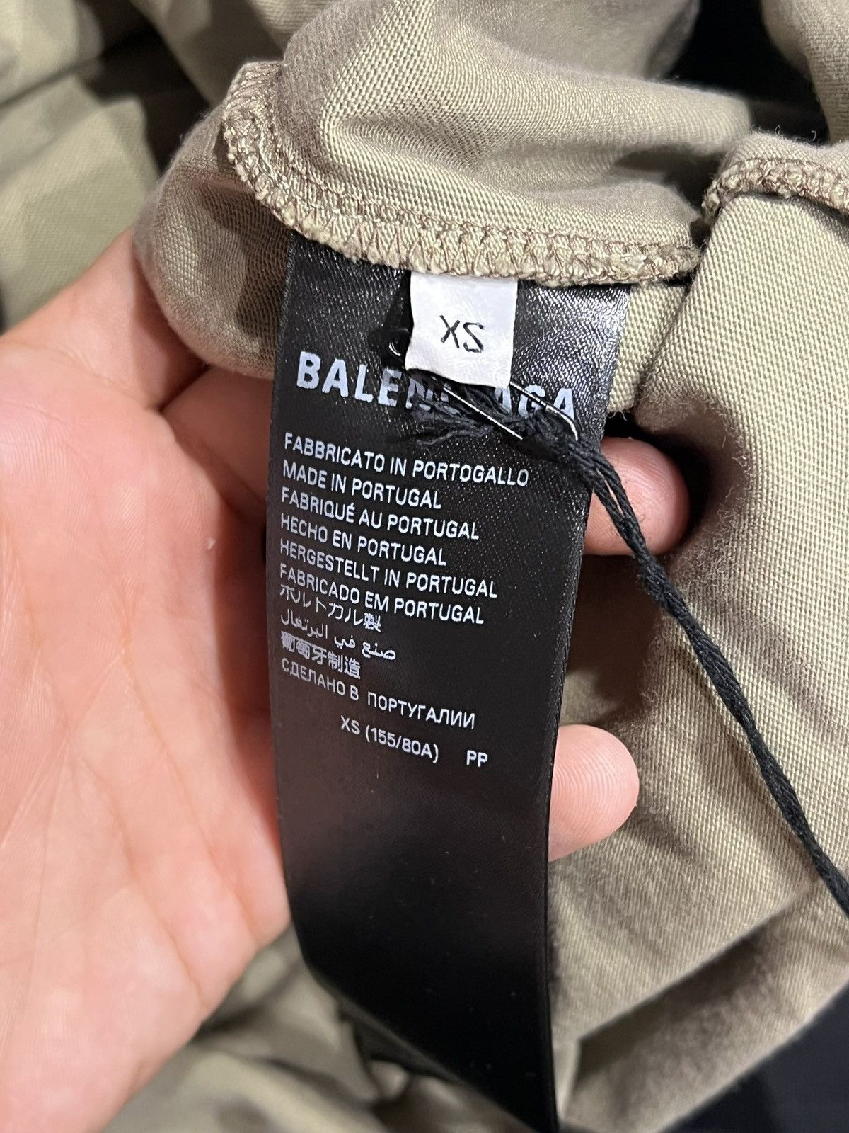 Balenciaga Balenciaga Tape Shirt Crewneck Size US XS / EU 42 / 0 - 7 Thumbnail