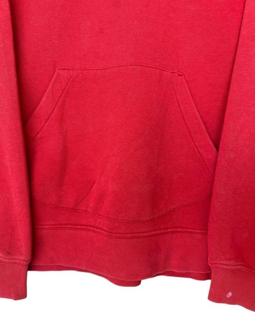 Nike Vintage Y2k Nike Distressed Sunfaded Red Baggy Boxy Hoodie Size US L / EU 52-54 / 3 - 5 Thumbnail
