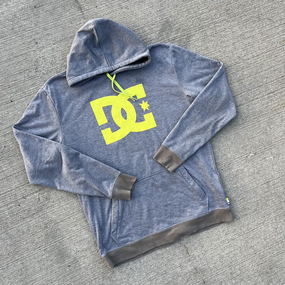 DC × Vintage Y2K DC Shoes Big Logo Hoodie Size US XL / EU 56 / 4 - 2 Thumbnail