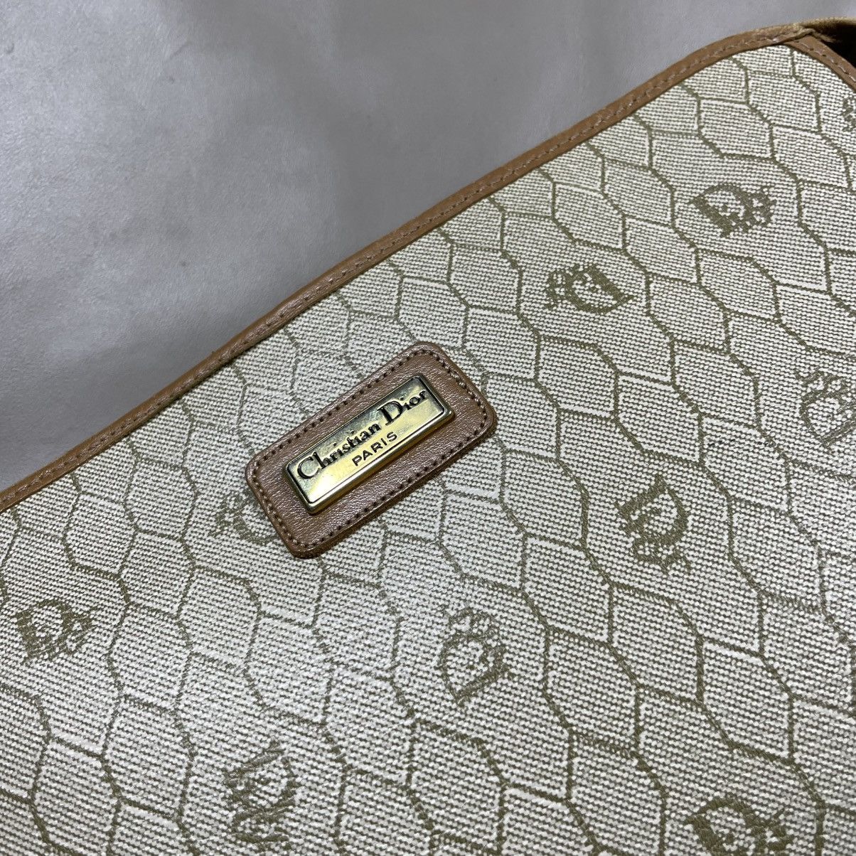 Dior × Vintage Dior Brown Honeycomb PVC Clutch Bag Beige Size ONE SIZE - 5 Thumbnail