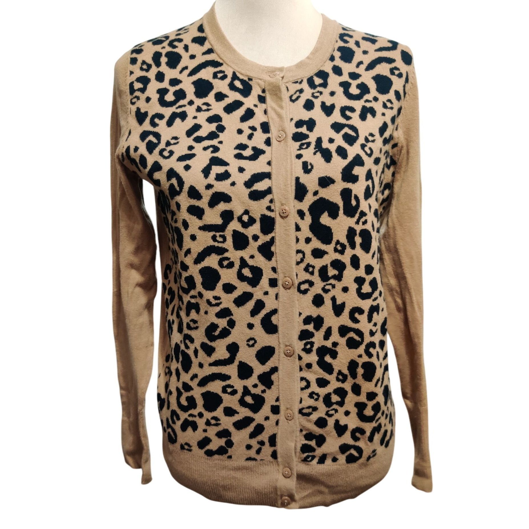 Merona Merona M Cardigan Tan Button Front Leopard Animal Print Swea Size M / US 6-8 / IT 42-44 - 1 Thumbnail