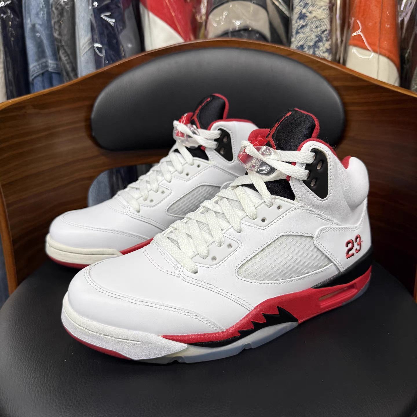 Jordan Brand Air Jordan 5 "Fire Red" K15 Size US 8 / EU 41 - 1 Thumbnail