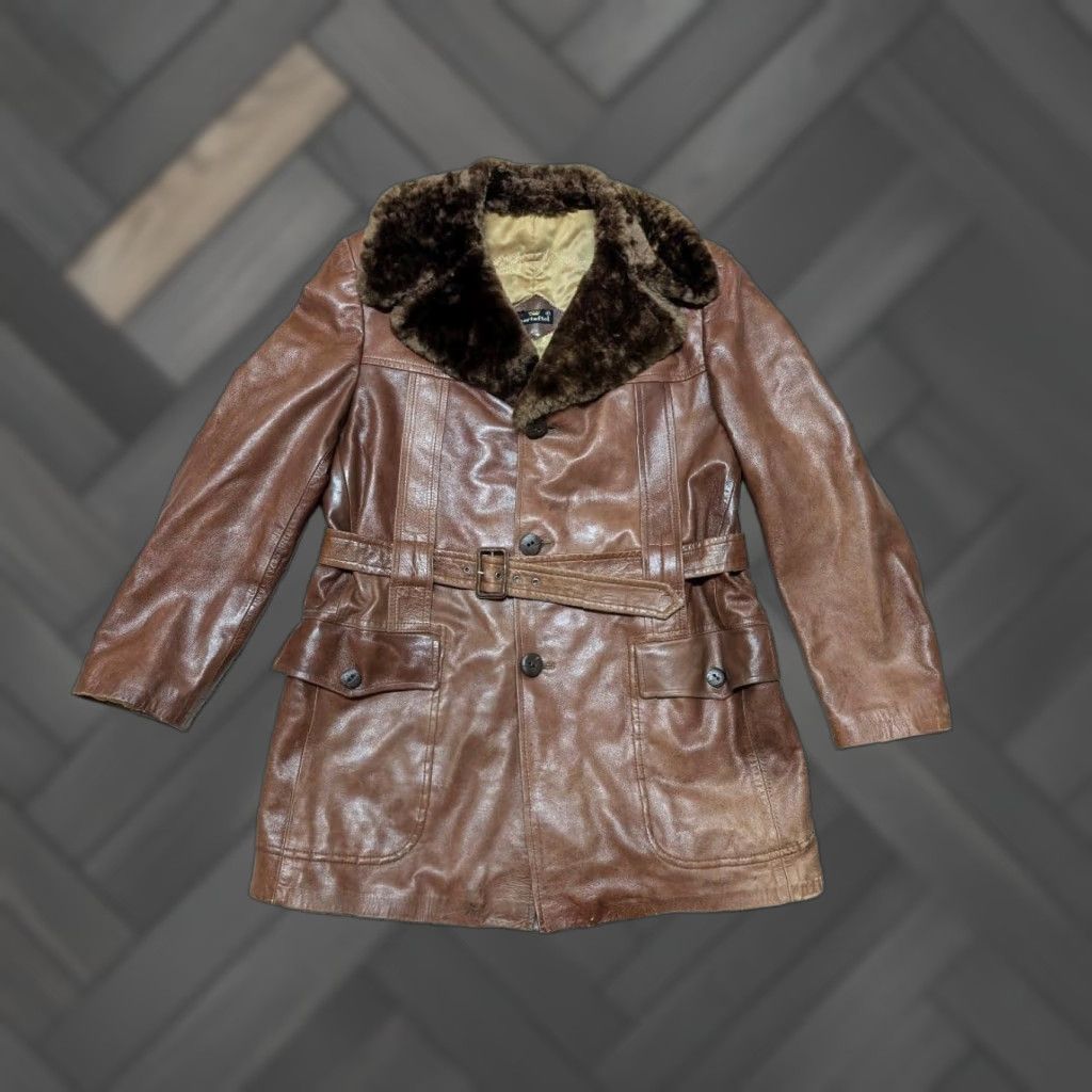 Vintage VINTAGE Cortefiel overcoat Men Belted Lambskin Leather 44 L Brown Fur Collar Coat Fur Barnstomer Norfolk Mouton Size US L / EU 52-54 / 3 - 1 Thumbnail