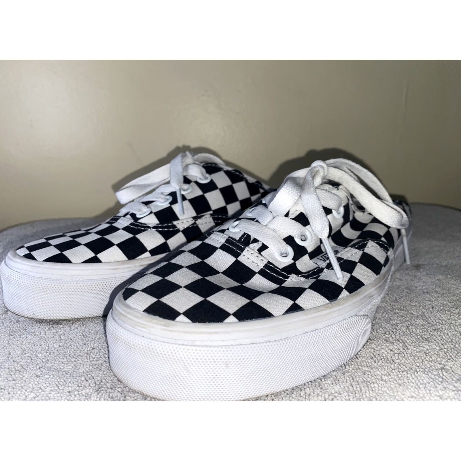 Vans VANS Slip-On Women's Sneakers Black White Checker Size 6 US 6 UK 8 Colorful Athletic Shoes Men's? Size US 8 / IT 38 - 3 Thumbnail