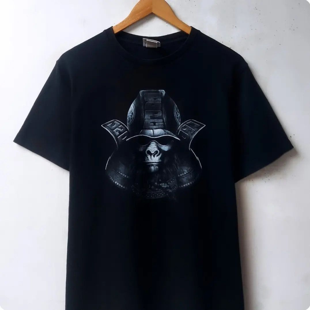 Bape × Undefeated Bape x Undefeated Samurai Tee Size US M / EU 48-50 / 2 - 2 Thumbnail