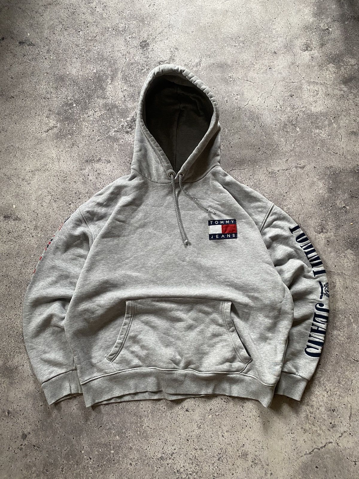 Tommy hilfiger 90s capsule flag hoodie sale