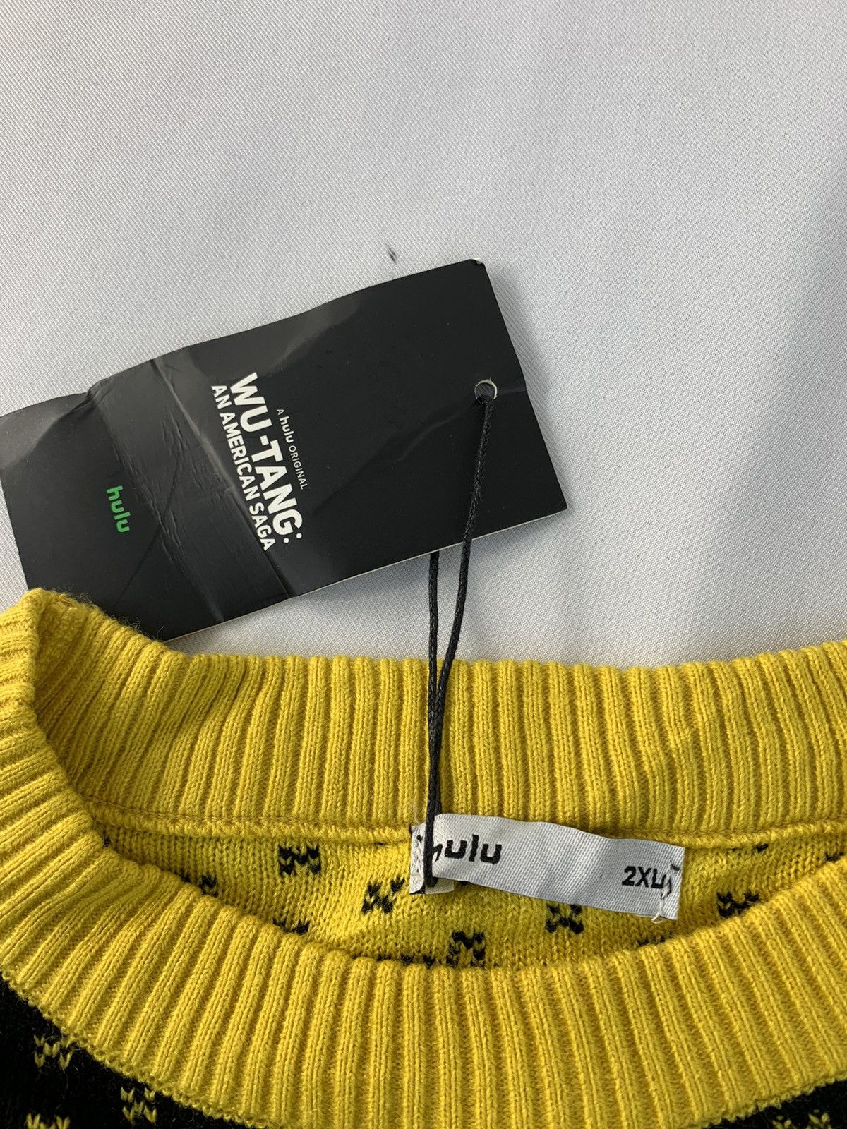 Hypebeast Hype Wu Tang 36 Chamber Tiger Knit Crewneck Hulu Sweater Size US XXL / EU 58 / 5 - 5 Thumbnail