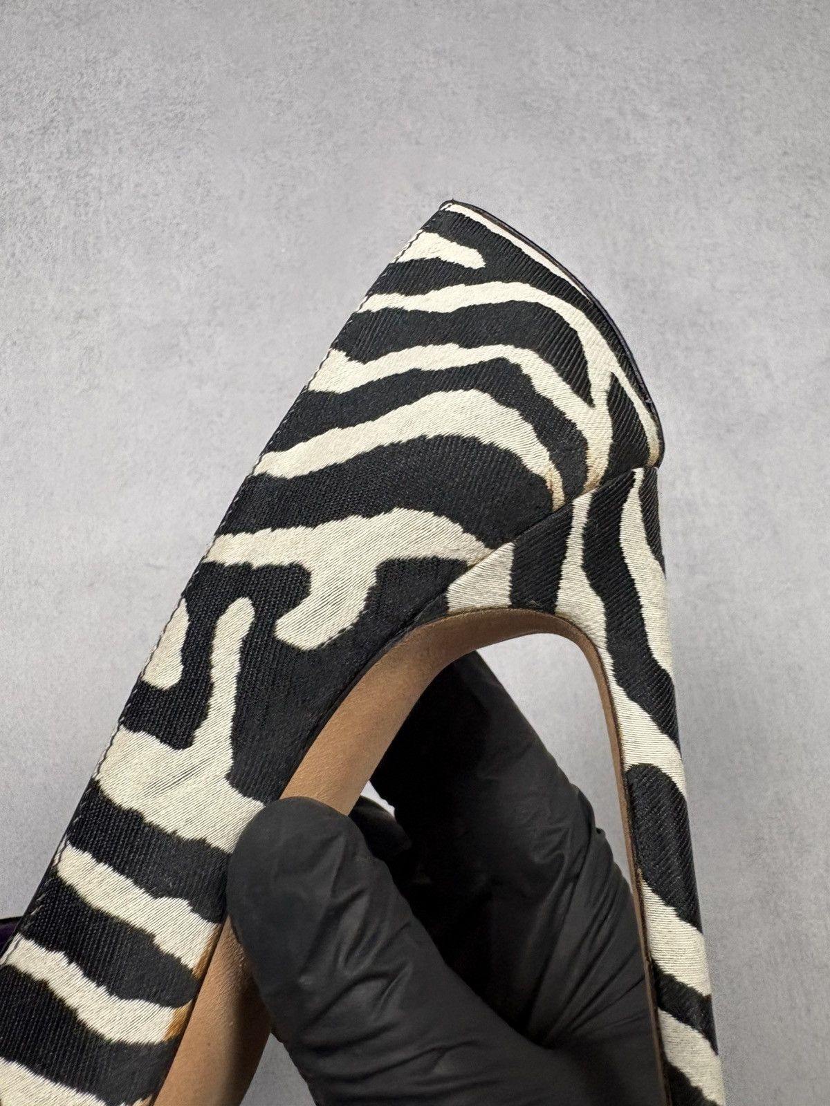 Dsquared2 Dsquared2 Zebra Print Pointed Toe Heels Pumps EU38 Archival Size US 8 / IT 38 - 16 Thumbnail