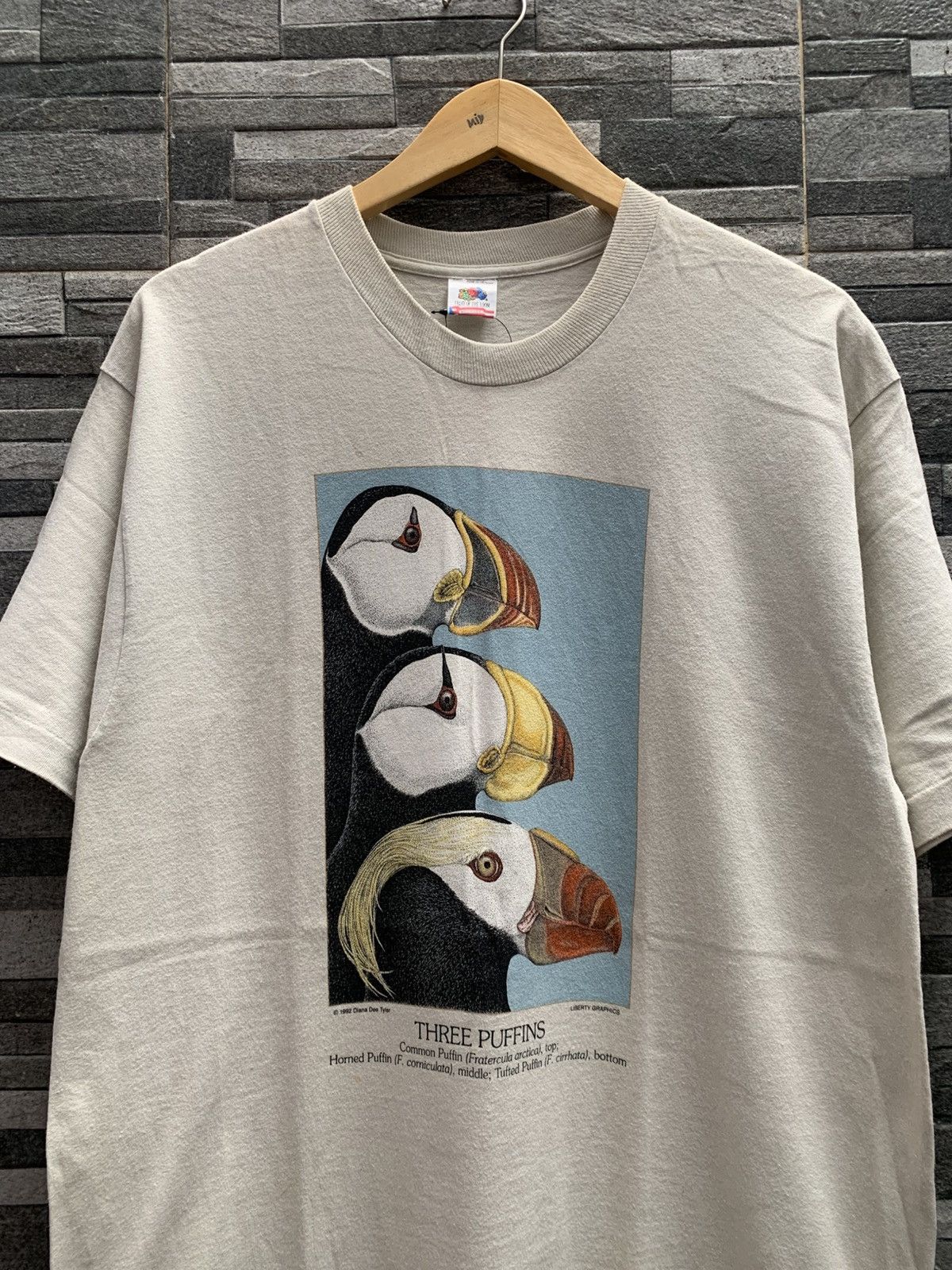 Fruit Of The Loom Vintage 1992 THREE PUFFINS Size US L / EU 52-54 / 3 - 1 Thumbnail