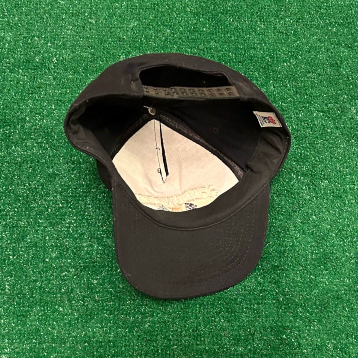 Vintage VINTAGE Daytona Speedway 1997 Speed Weeks NASCAR VTG SnapBack Hat Adult One Size Black 90s Racing Mens NWT Size ONE SIZE - 4 Thumbnail