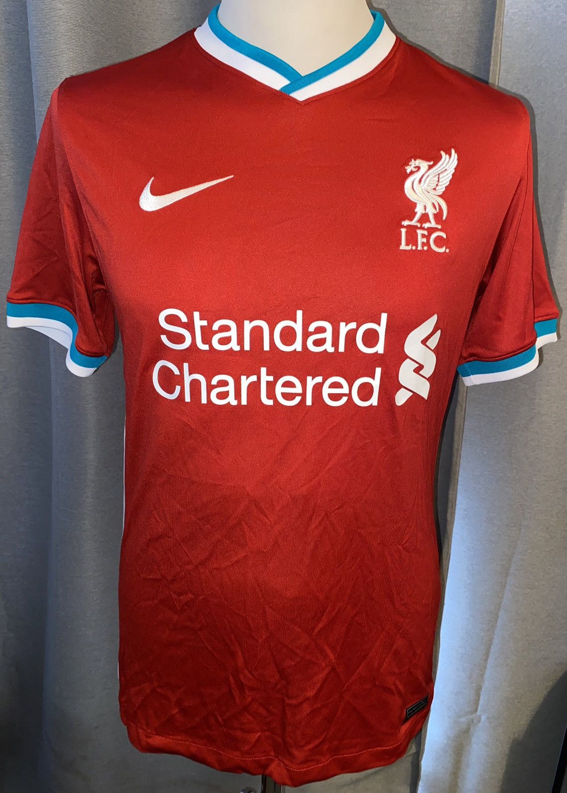 Nike Liverpool FC Home Shirt 20/21 - Small - Very Good Condition Size US S / EU 44-46 / 1 - 1 Thumbnail