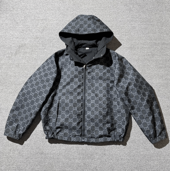 Gucci Gucci printed zip-up long sleeve jacket Size US M / EU 48-50 / 2 - 1 Thumbnail