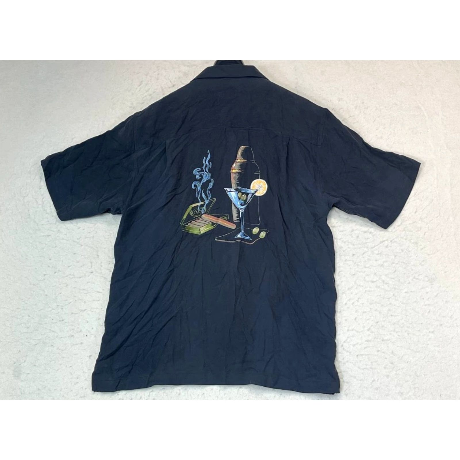 Vintage Luau Silk Shirt Mens M Washed Black Short Sleeve Button-Up Collared Embroidered Hawaiian Cuban Martini Pattern Vintage Size US M / EU 48-50 / 2 - 2 Thumbnail