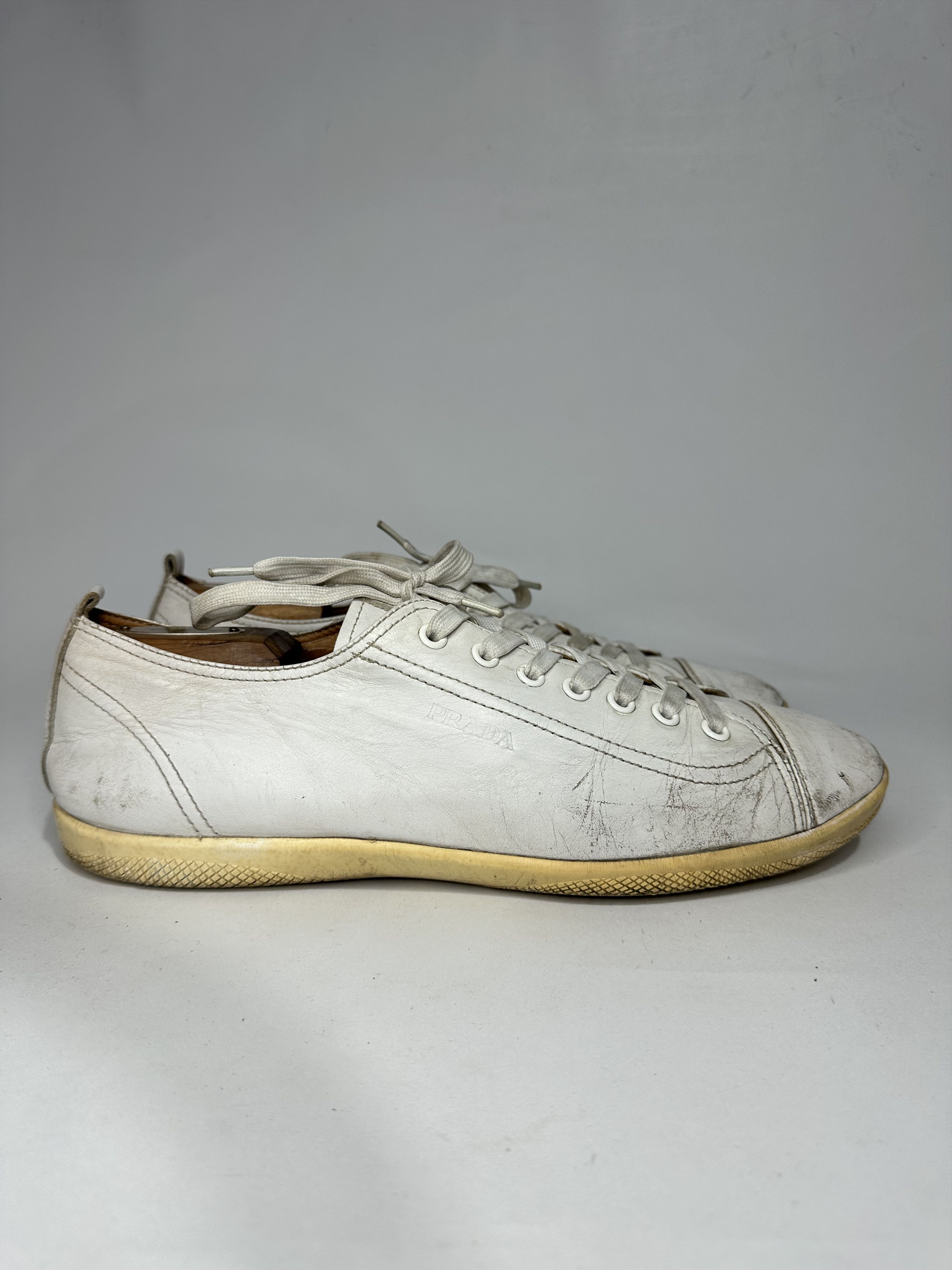 Prada Vintage Prada Distressed White Leather Sneakers SIZE 8 Uk. Size US 8 / EU 41 - 1 Thumbnail