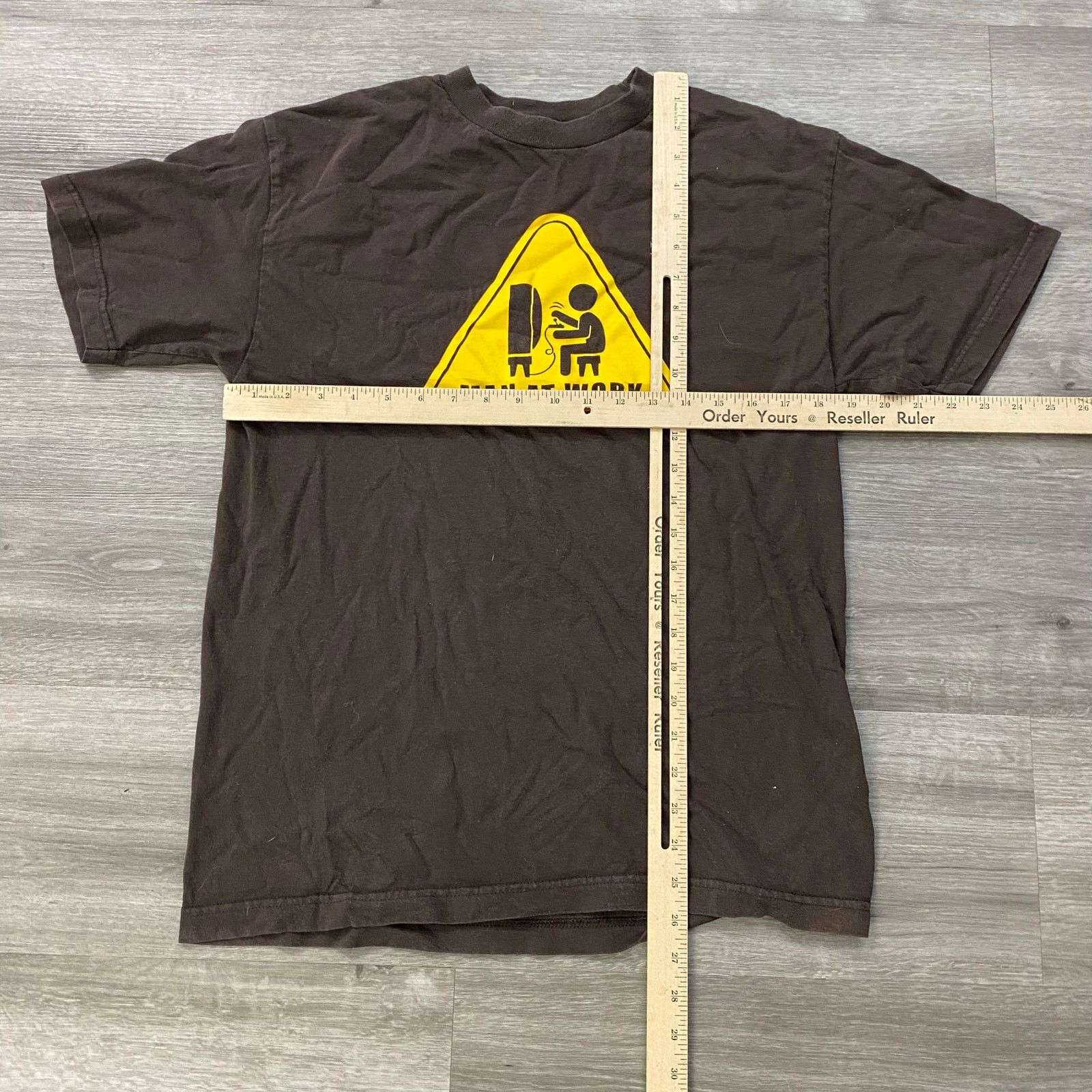 Vintage VINTAGE MAN AT WORK BROWN PARODY COMEDY SHIRT MEDIUM GAMING Size US M / EU 48-50 / 2 - 4 Thumbnail