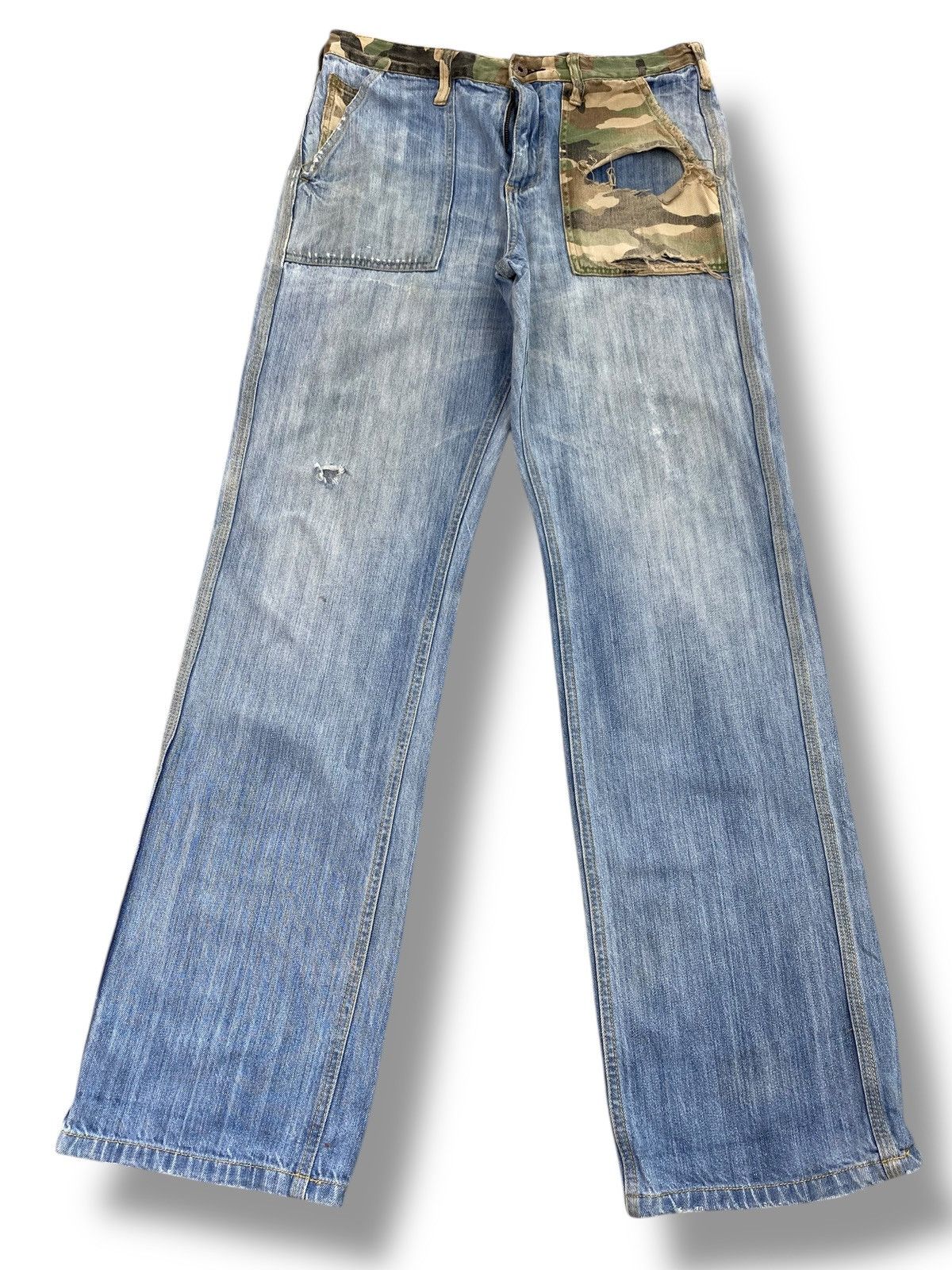 Japanese Brand Japanese Brand Faded Wash Ripped Style Distressed Jeans Size US 30 / EU 46 - 1 Thumbnail