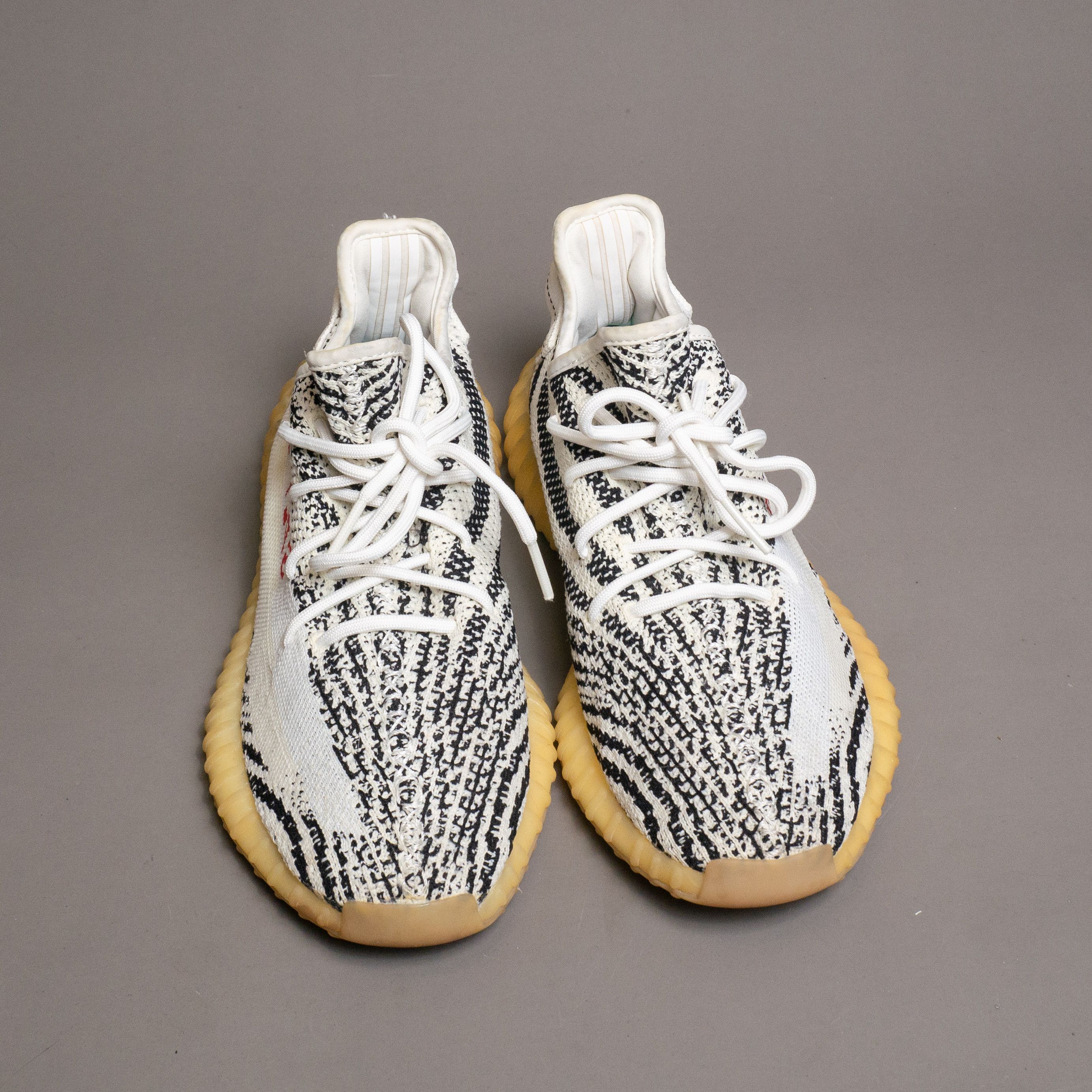 Adidas × Kanye West Very Rare Adidas Yeezy 350v2 Zebra OG First Release 2017 Size US 12.5 / EU 45-46 - 2 Thumbnail