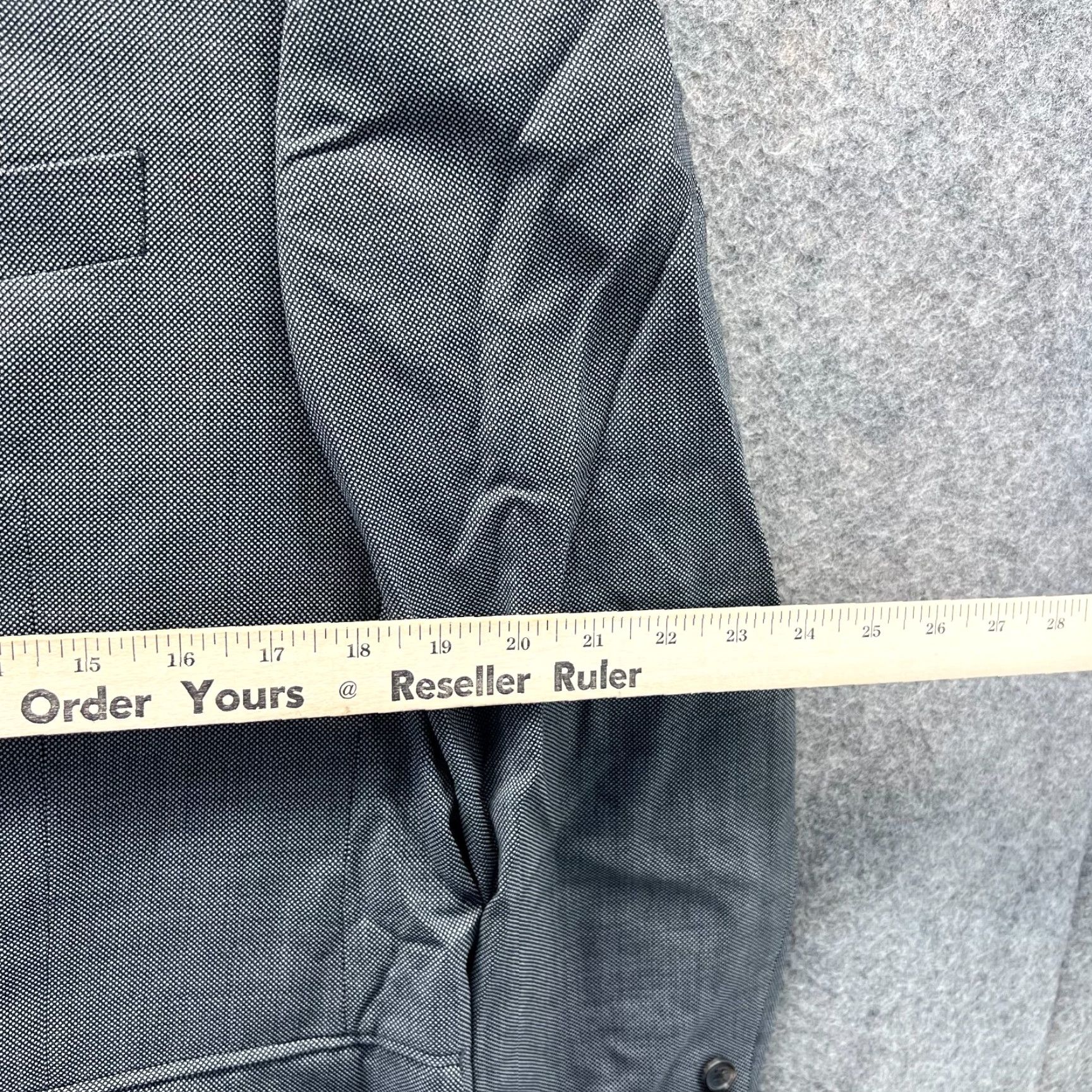 Ralph Lauren Lauren Ralph Lauren Blazer Sport Coat Jacket Mens 40S Gray Wool Short Short Coat Two-Button Two-Button Jacket Mens Vintage N/A Size US 40 / EU 56 - 4 Thumbnail