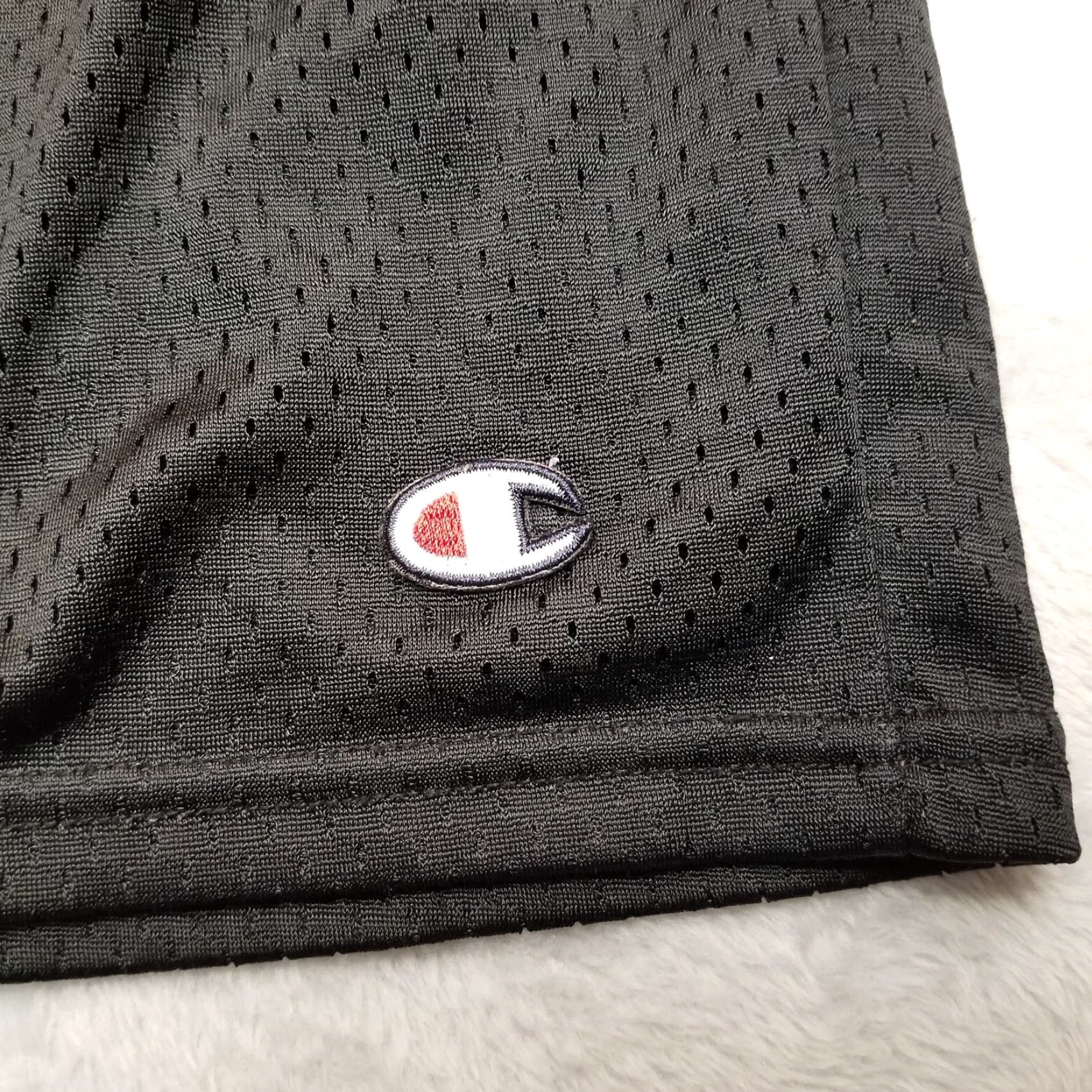 Champion VINTAGE Champion Basketball Shorts Mens XL Black Drawstring Elastic Size US 36 / EU 52 - 2 Thumbnail