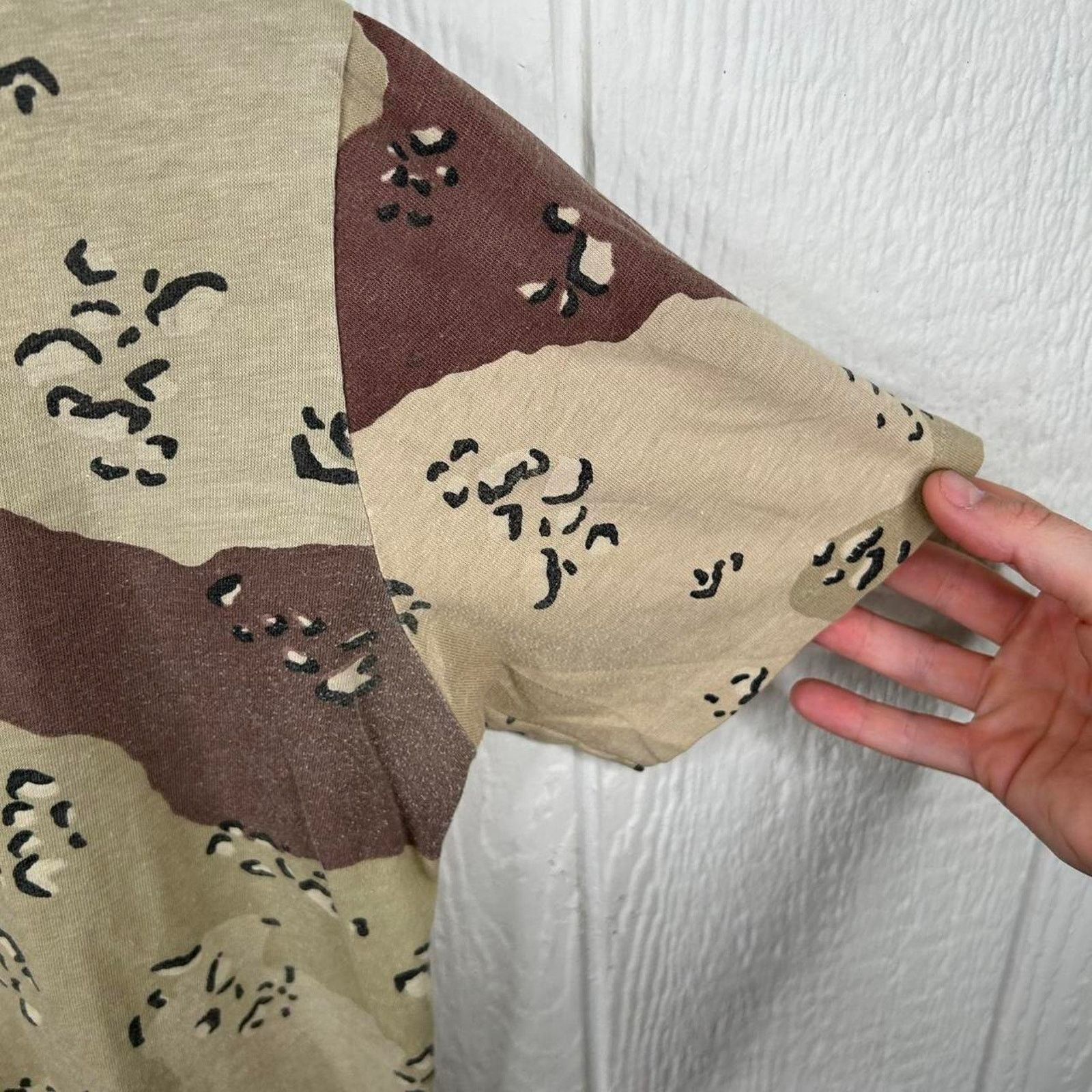 Other Vintage 90's Desert Faded Camo Tee (L) Size US L / EU 52-54 / 3 - 7 Thumbnail