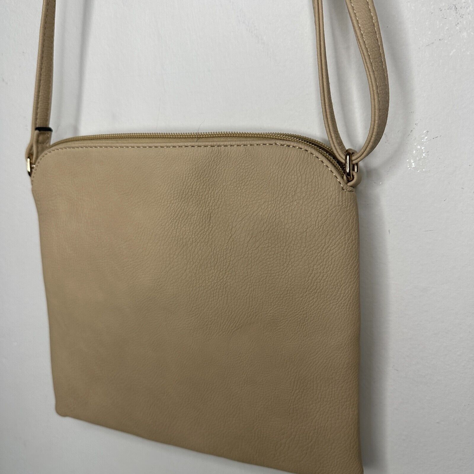 Other Desert Sand Crossbody Bag Tassel Striped Interior Strap Size ONE SIZE - 7 Thumbnail