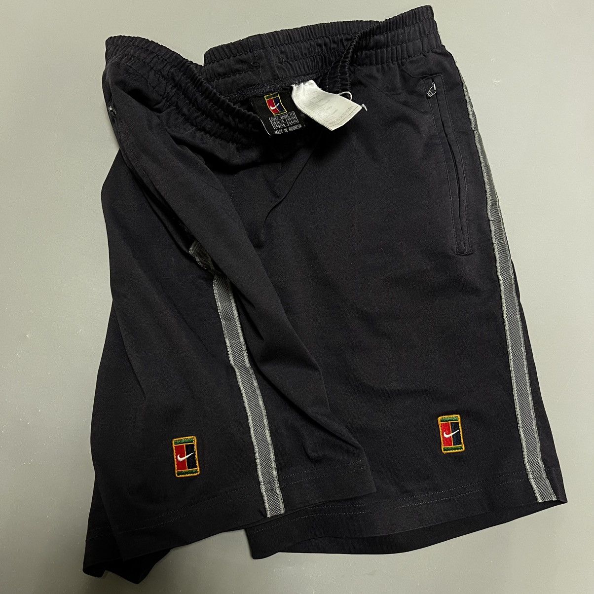 If Six Was Nine × Nike × Vintage Vintage Nike Court Shorts men’s Size US 30 / EU 46 - 7 Thumbnail