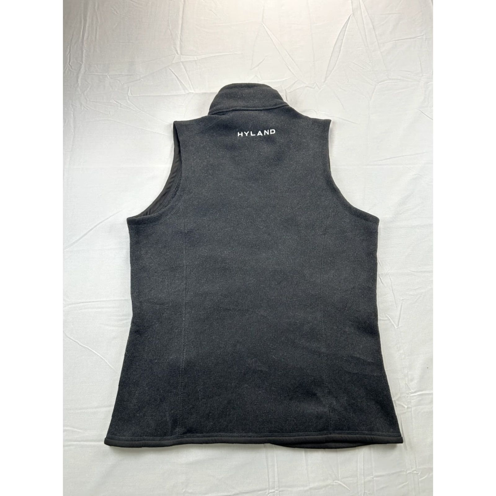 Patagonia Patagonia Vest Womens Small Gray Full Zip Logo Fleece Pocket Lined Mid-Length Insulated Regular Size S / US 4 / IT 40 - 2 Thumbnail