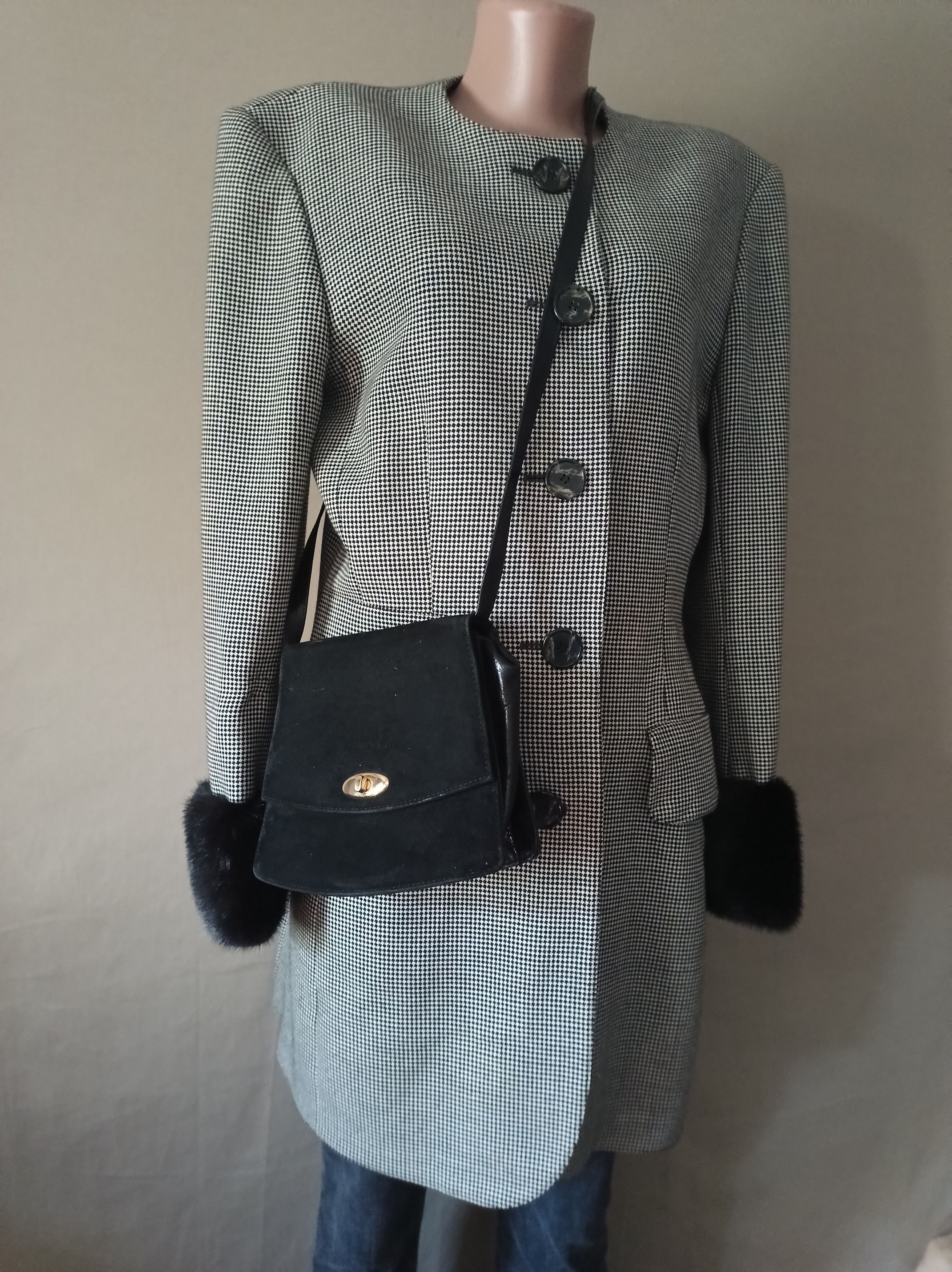 Bally BALLY Black Suede Leather Crossbody Shoulder Bag Size ONE SIZE - 8 Thumbnail