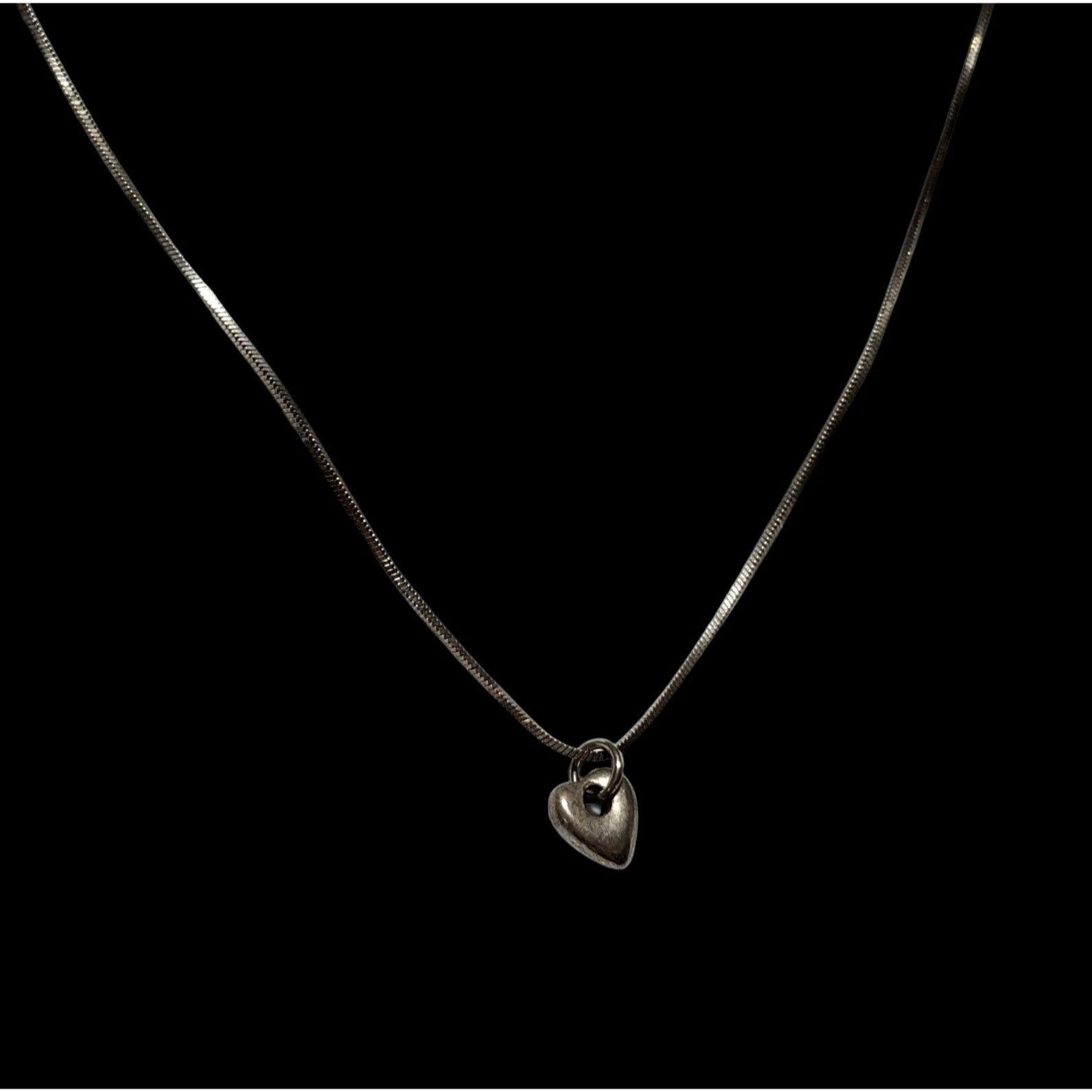 Other Minimalist Silver Heart Charm Necklace Size ONE SIZE - 4 Thumbnail