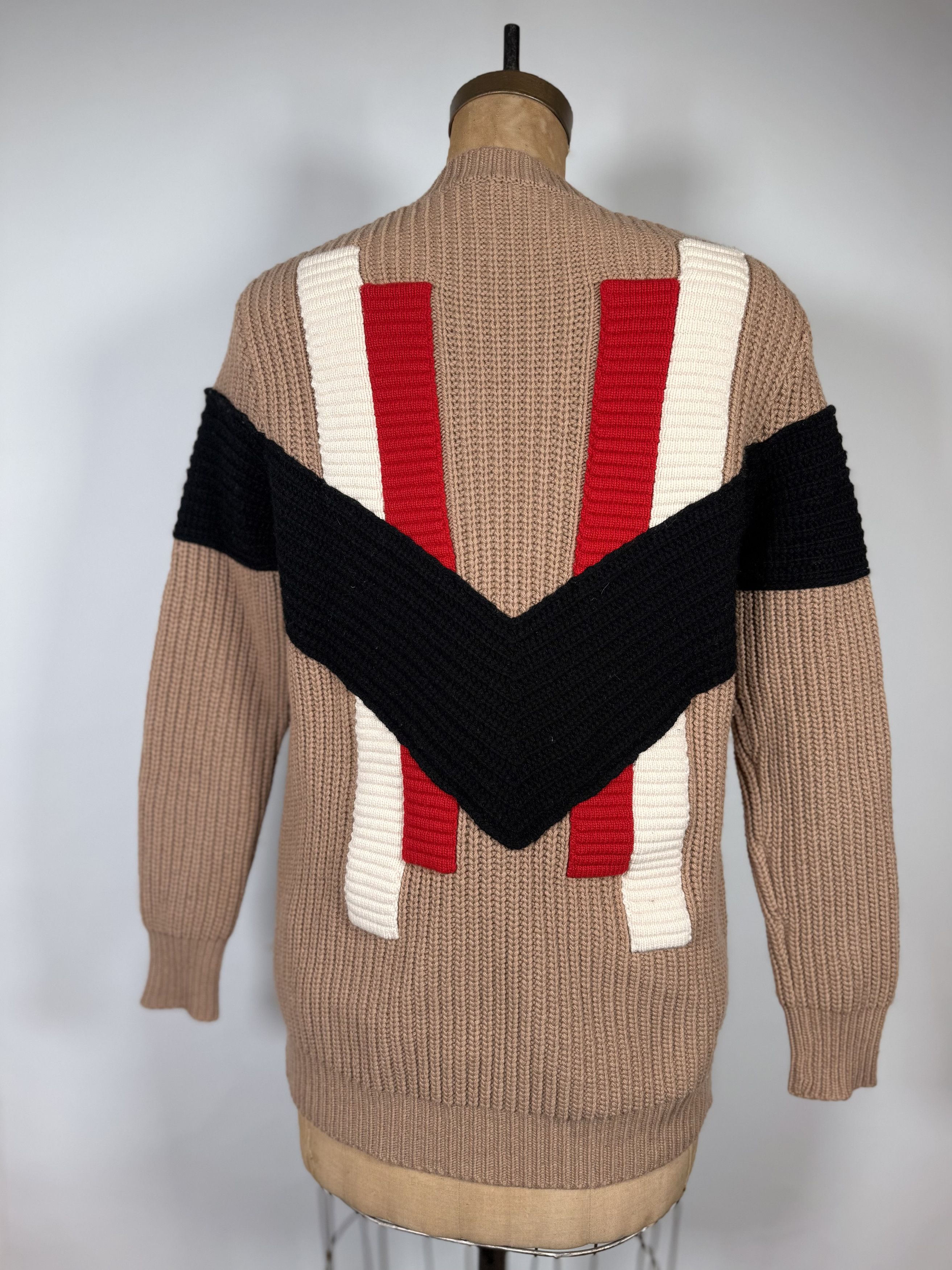 Givenchy Givenchy V-Detail Cashmere Sweater Size US XS / EU 42 / 0 - 2 Thumbnail