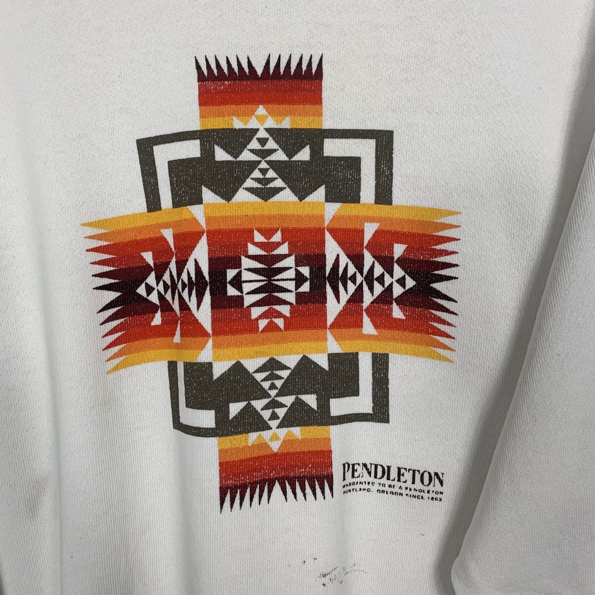 Pendleton Vintage Pendleton Big Logo Distressed Sweatshirt Size US L / EU 52-54 / 3 - 12 Thumbnail