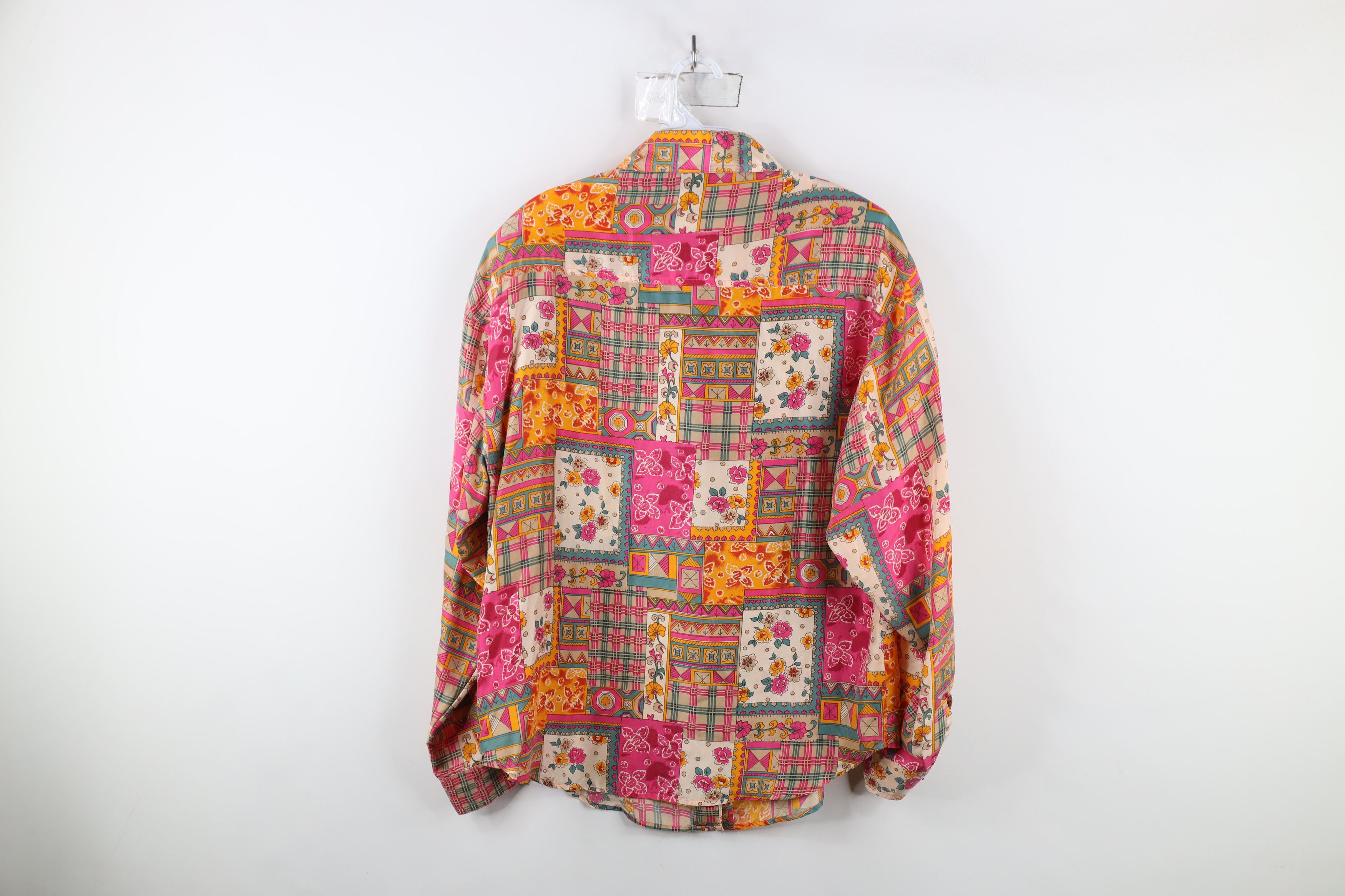 Vintage Vintage 90s Streetwear Quilted Flower Silk Button Shirt Size M / US 6-8 / IT 42-44 - 8 Thumbnail