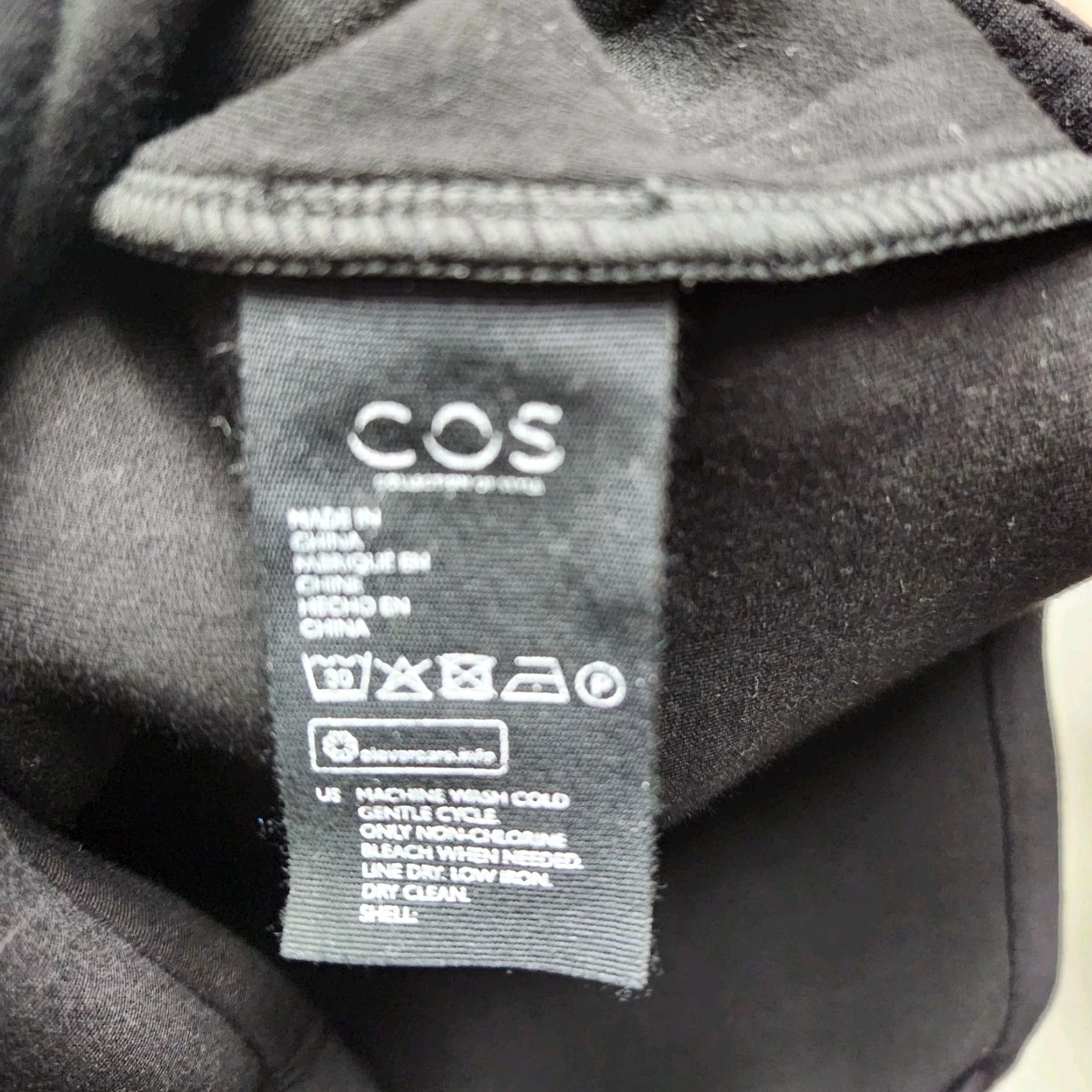 Cos Cos Womens |S| Black Batwing Scuba Vneck Sweater Size S / US 4 / IT 40 - 3 Thumbnail