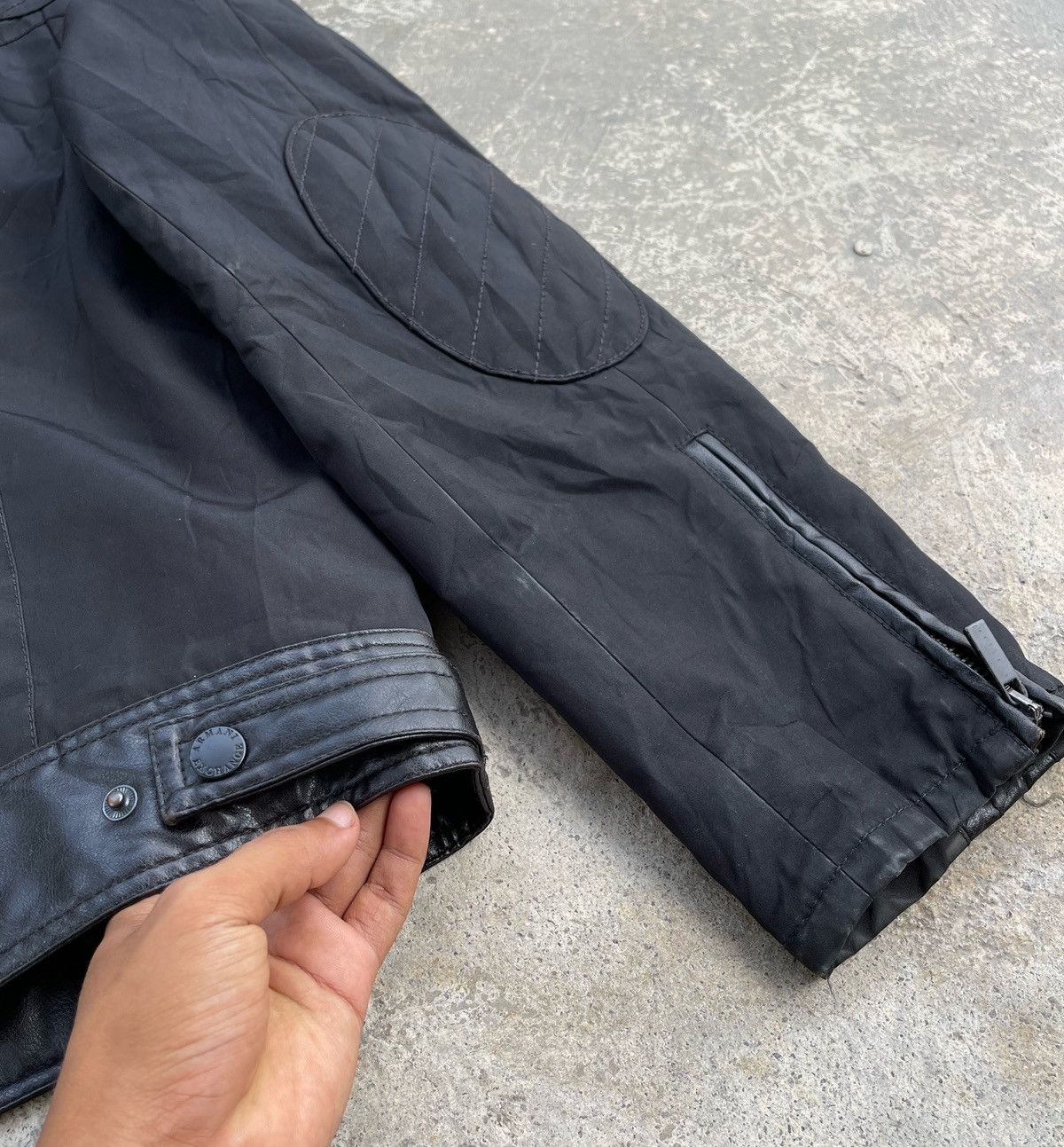 Giorgio Armani 🔥ARMANI EXCHANGE RAIDER BOMBER JACKET Size US L / EU 52-54 / 3 - 14 Thumbnail