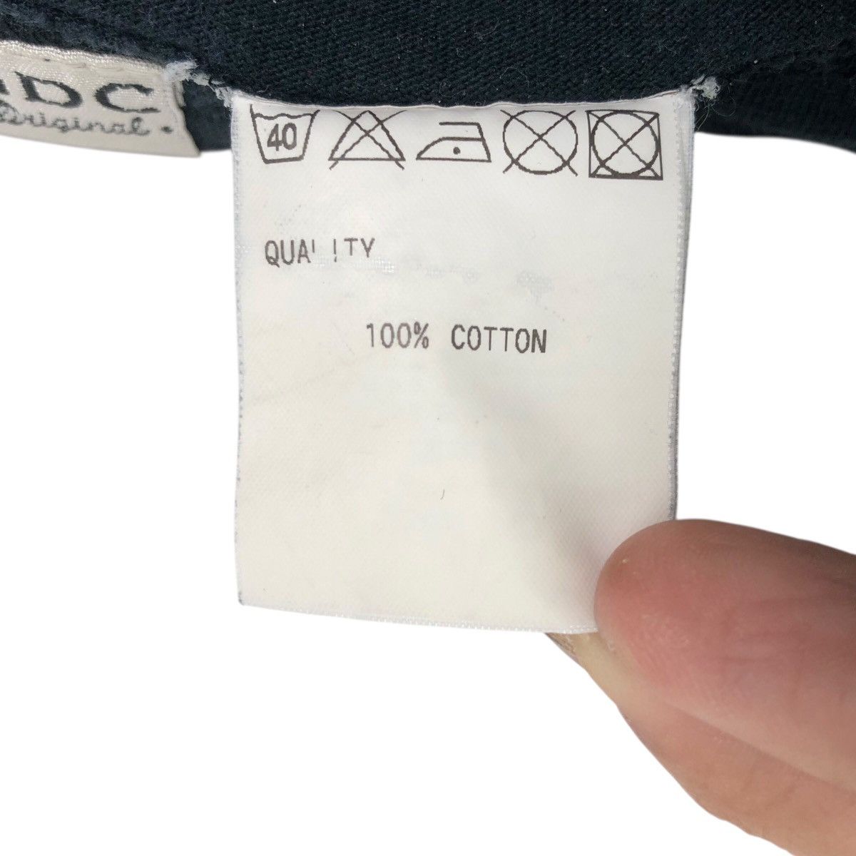 Japanese Brand Japanese Brand GDC ORIGINAL TOKYO Floral Logo Faded T-Shirt Size US L / EU 52-54 / 3 - 8 Thumbnail